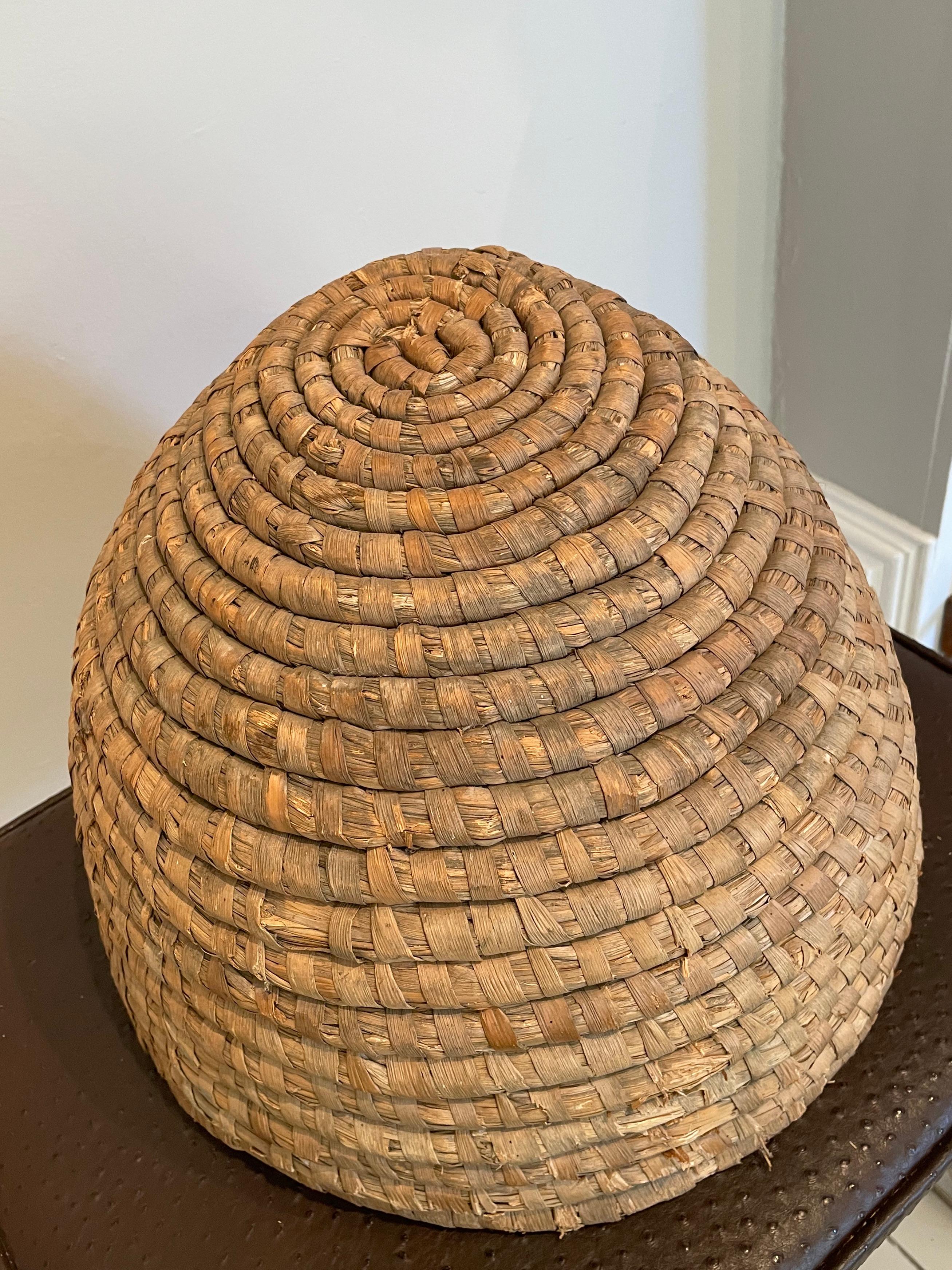 19th C French Straw Domed Bee Skep In Good Condition In Woodbury, CT