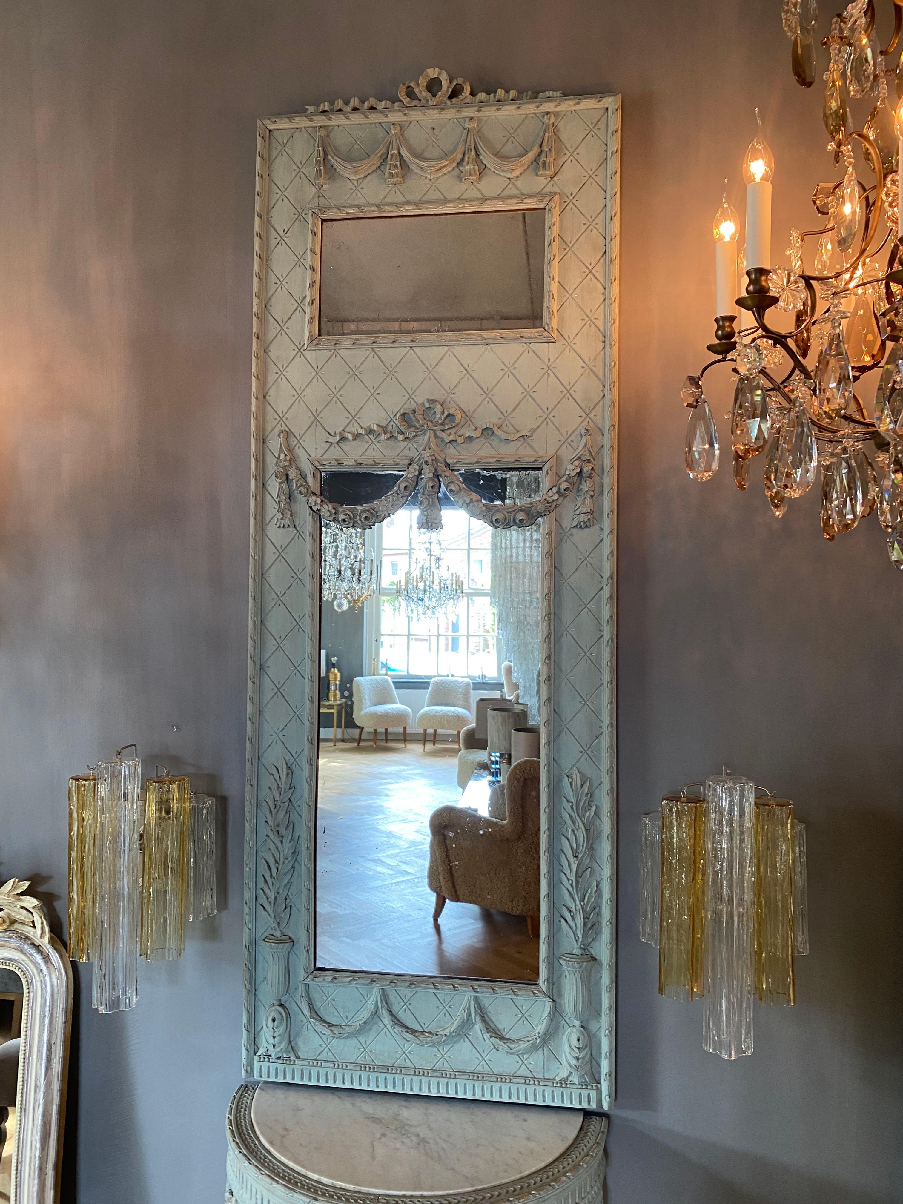 Fatto a mano XIX sec. Specchio francese Trumeau con console, colore blu in vendita