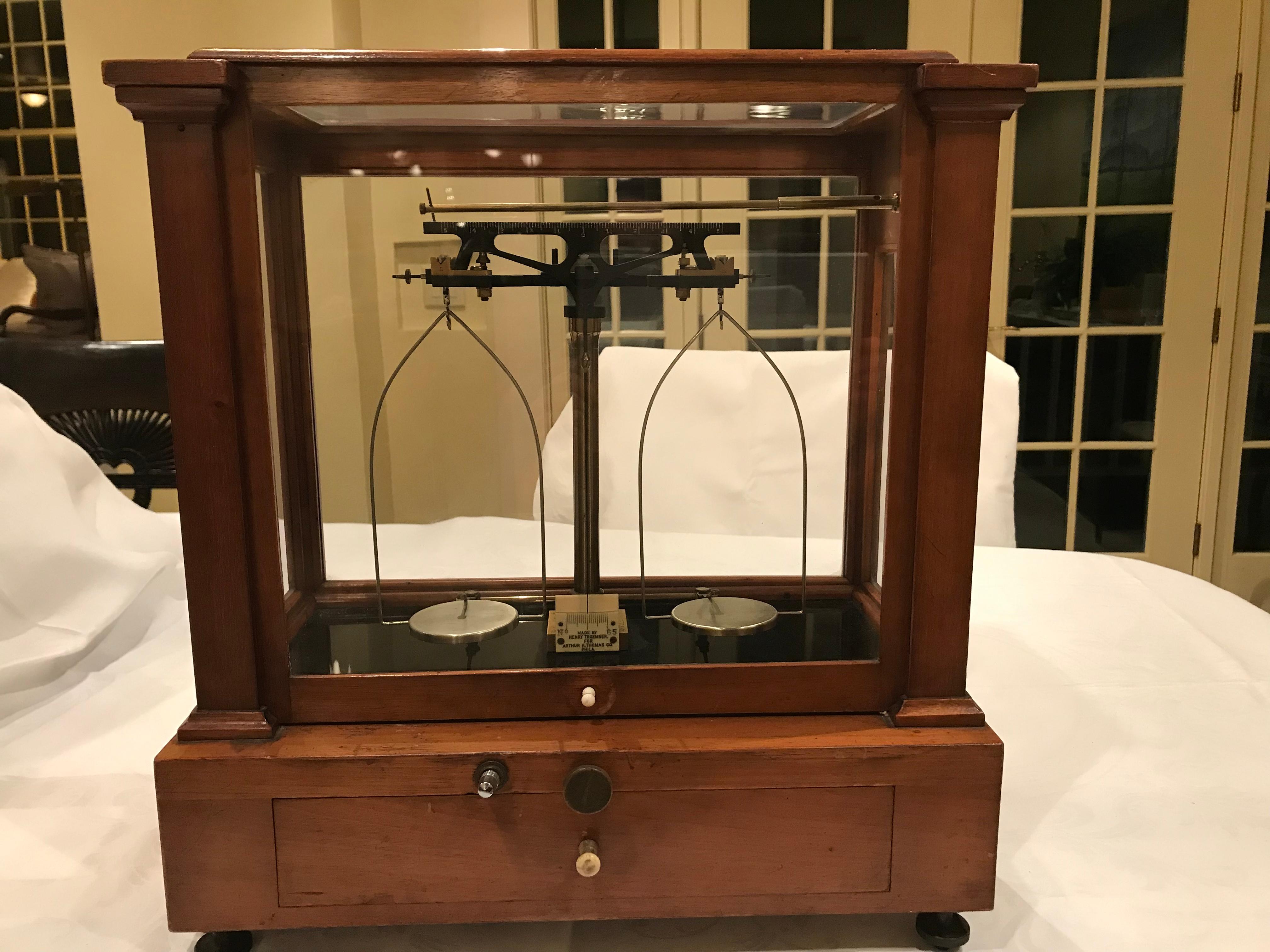 Forged 19th Century Gold/Apothecary Desktop Scale in Cherry and Brass by Henry Troemner For Sale