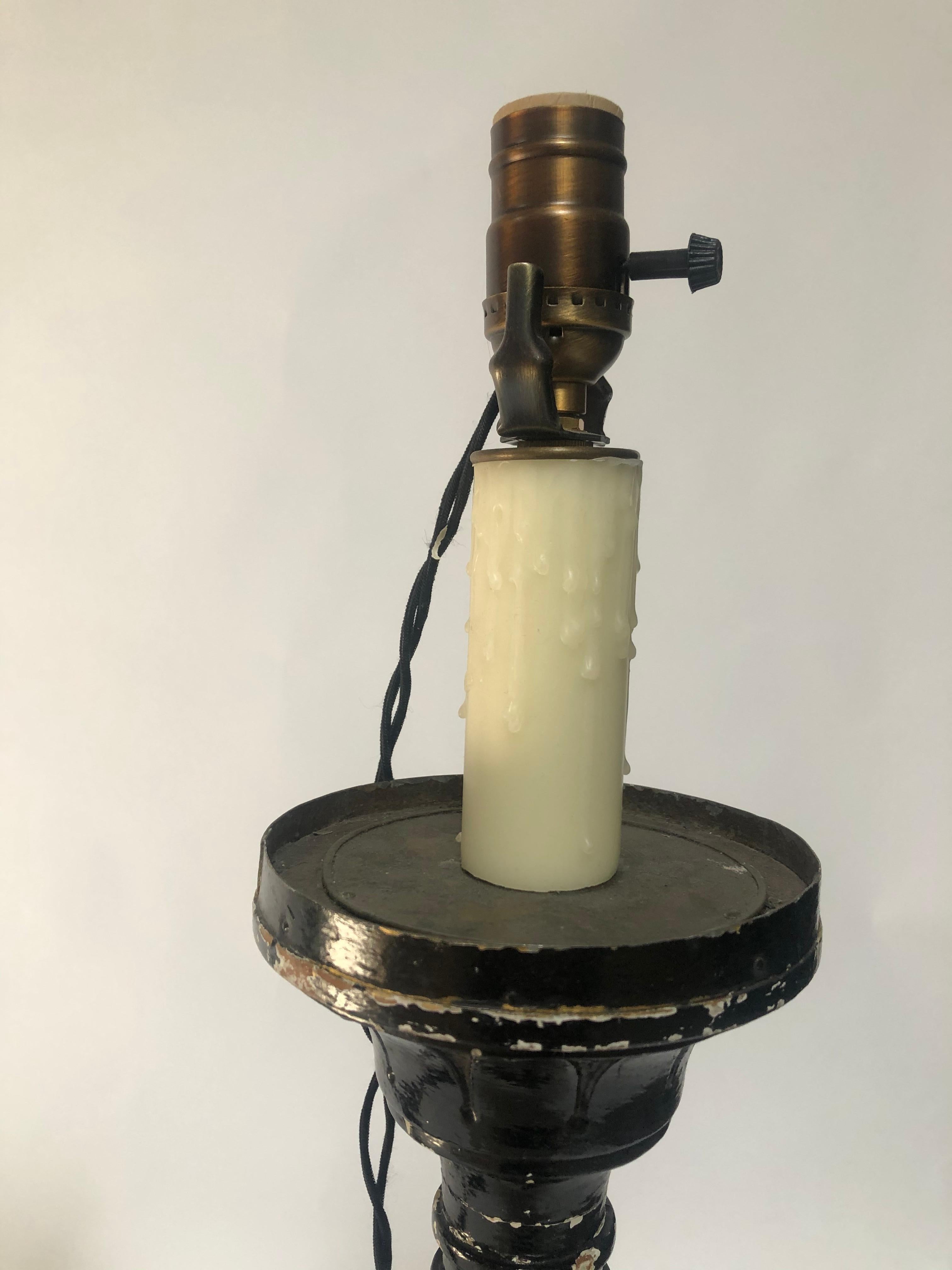 Piquets gothiques du 19ème siècle à patine originale adaptés aux lampes.