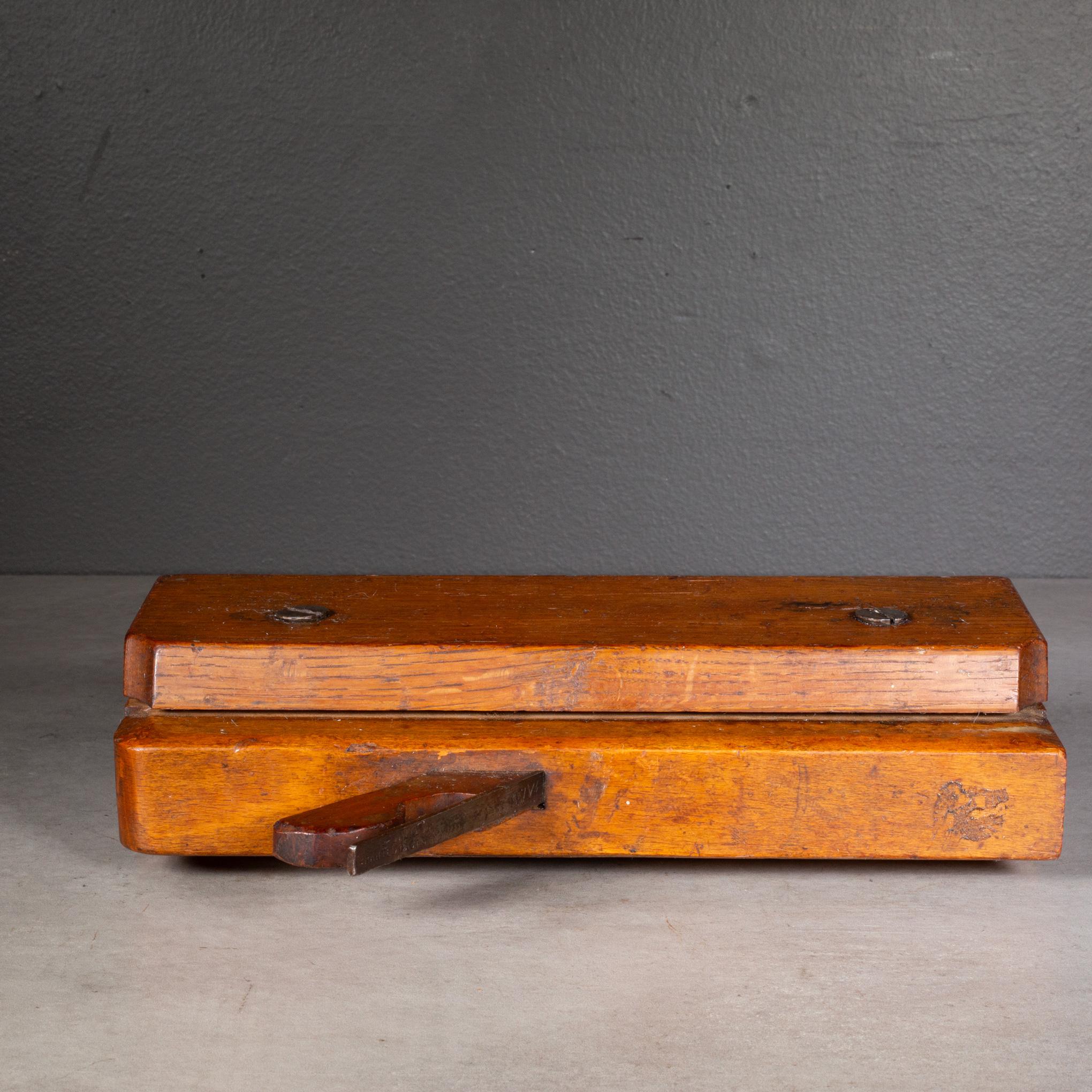 19th c. Greenfield Tool Co. Carpenter's Molding Wood Plane In Good Condition In San Francisco, CA