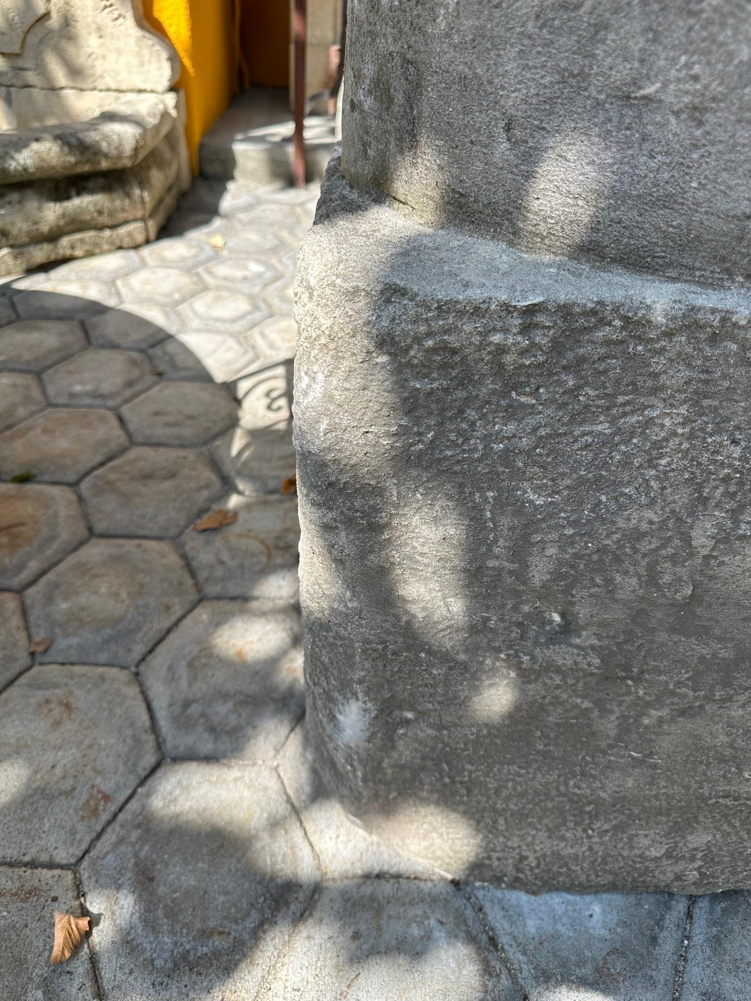 A.I.C. Pedestal Stone Column post base Center Piece Garden Fountain en vente 11