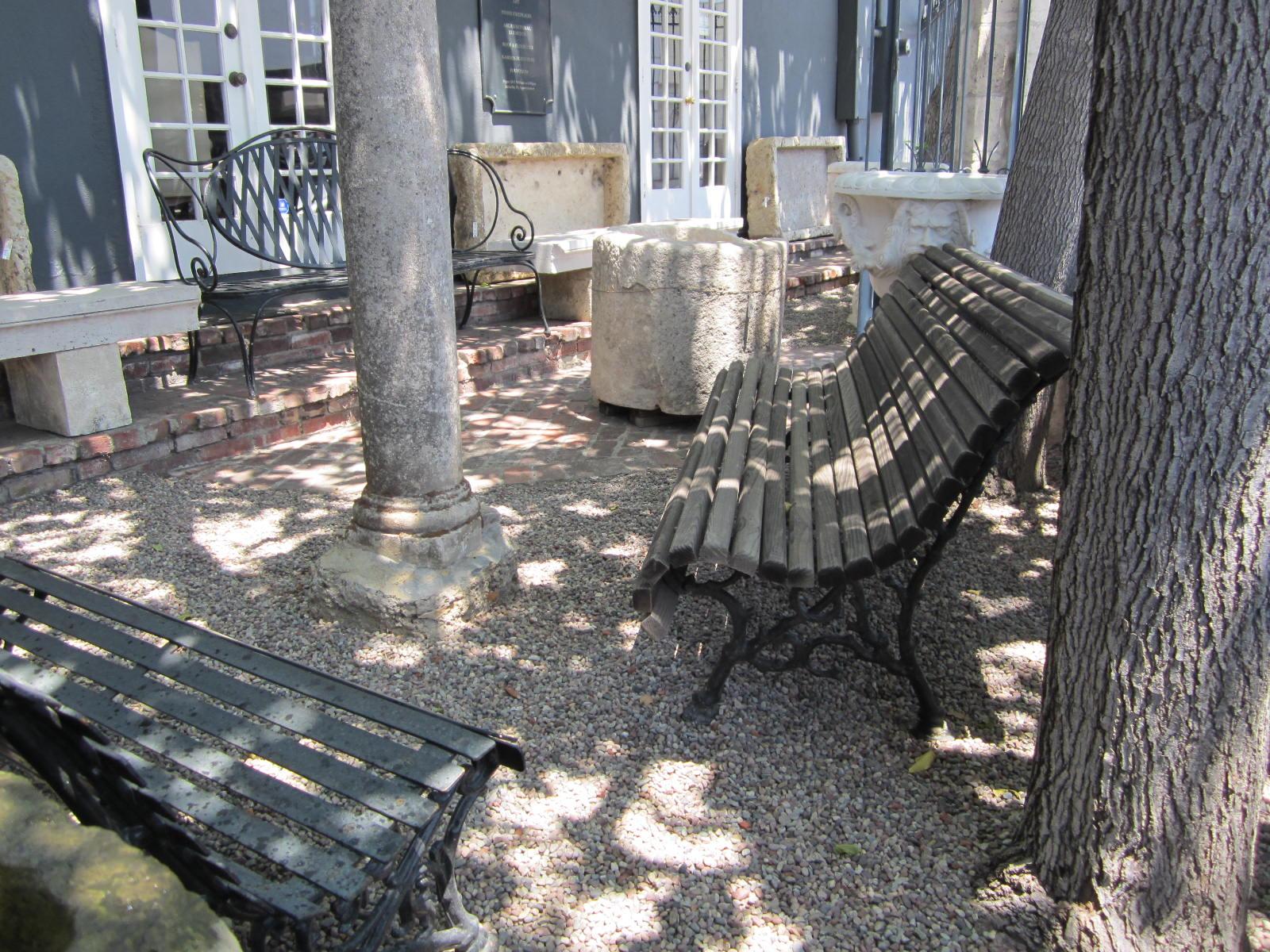 Hand Forged Metal and Carved Wood Antique Park Garden Bench Seat Furniture In Good Condition In West Hollywood, CA