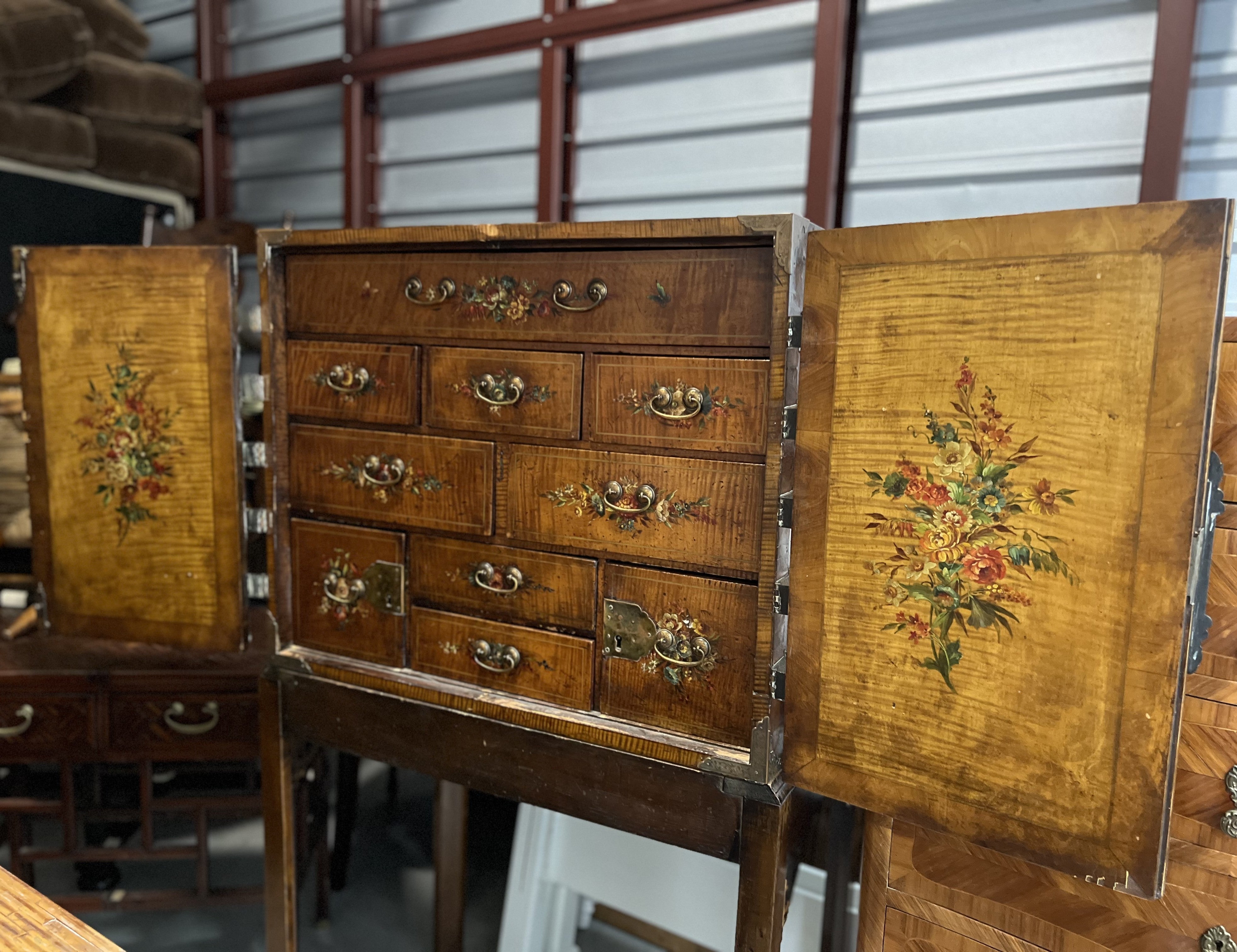 19th C. Hand-Painted Japanned Cabinet on Stand with Grand Tour Inspired Elements In Fair Condition For Sale In Morristown, NJ