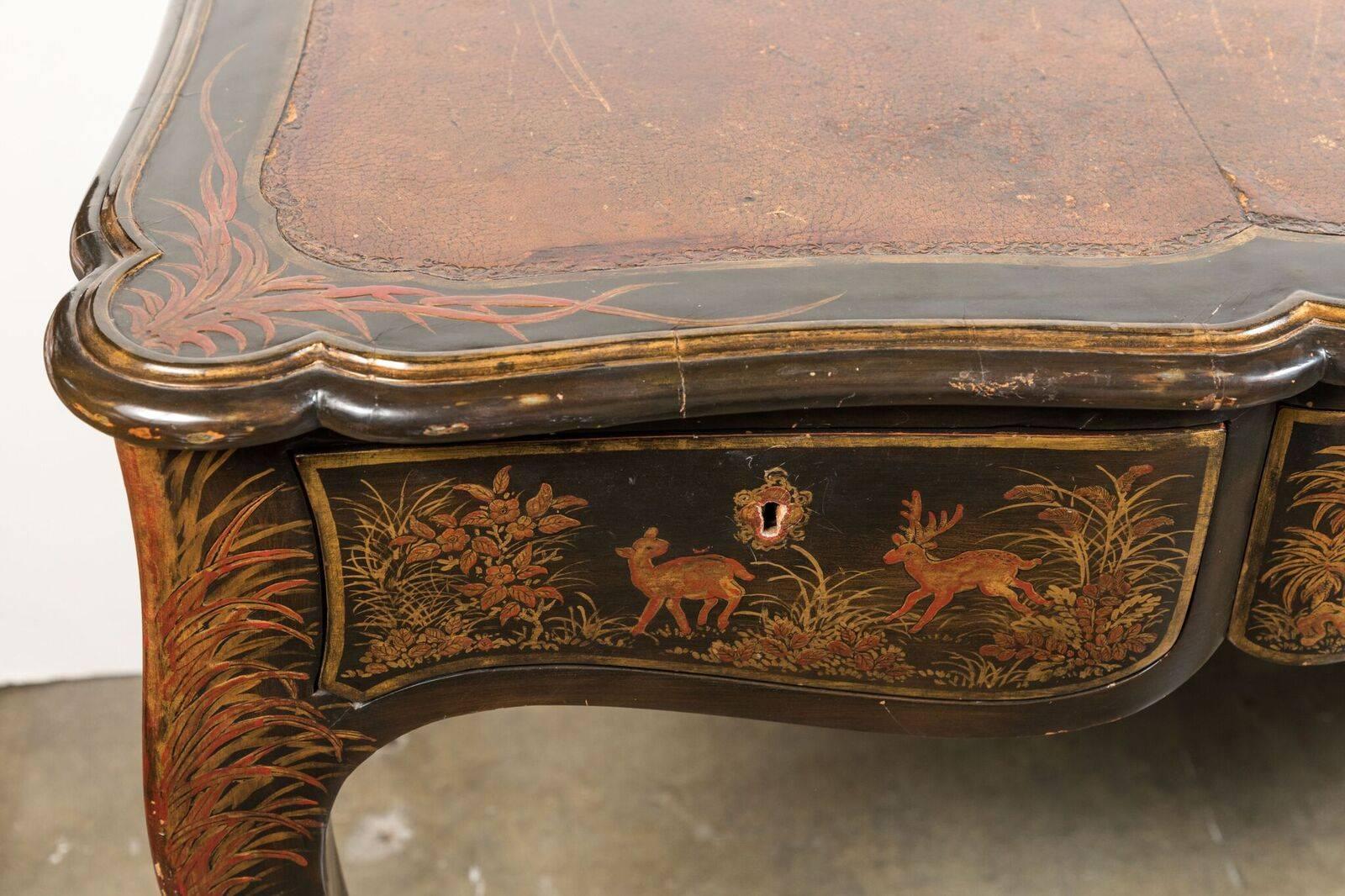 19th Century, Hand-Painted, Chinoiserie Desk In Good Condition In Newport Beach, CA