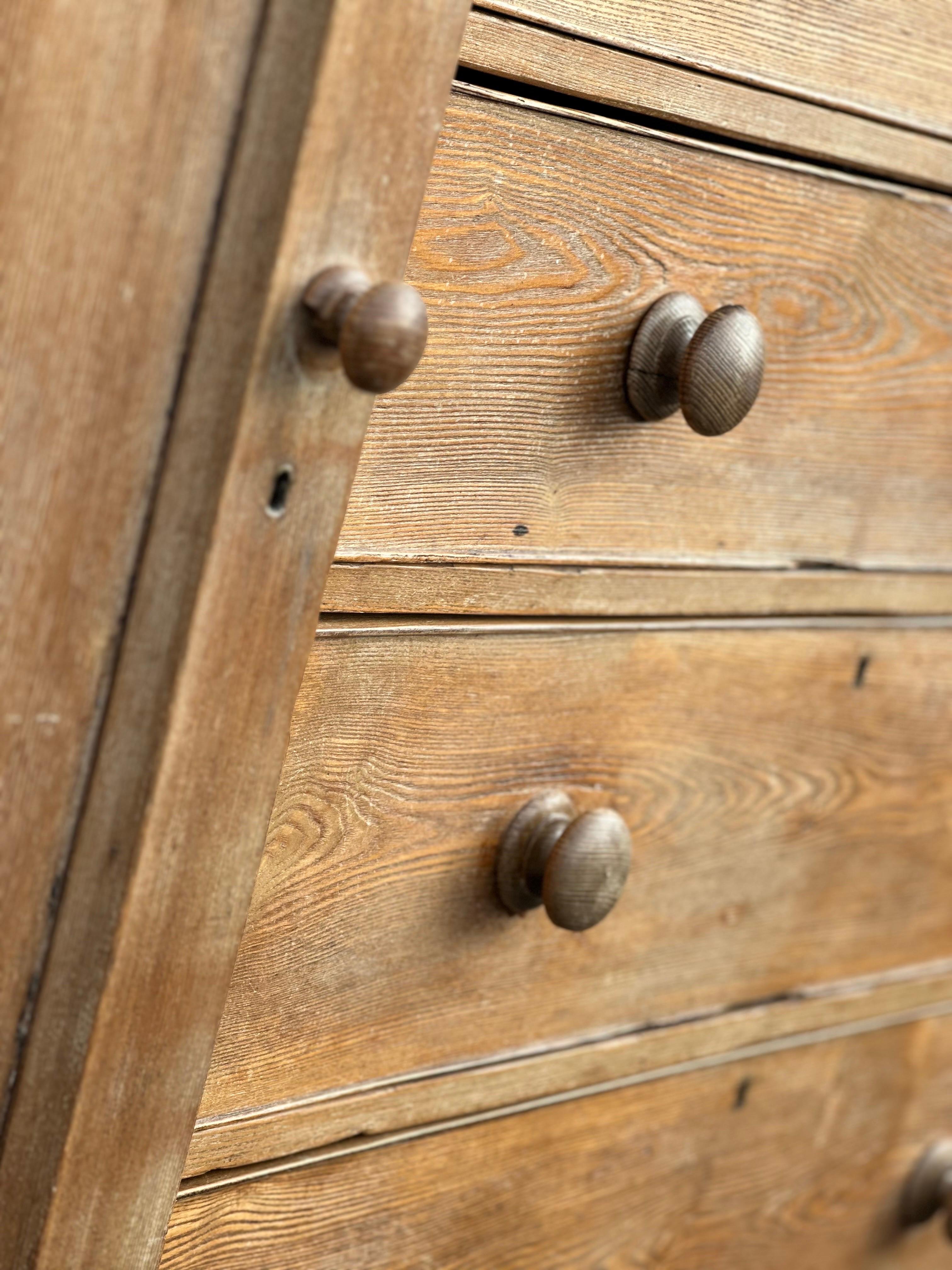 19th C Hemlock 7 drawer chest with wardrobes For Sale 5