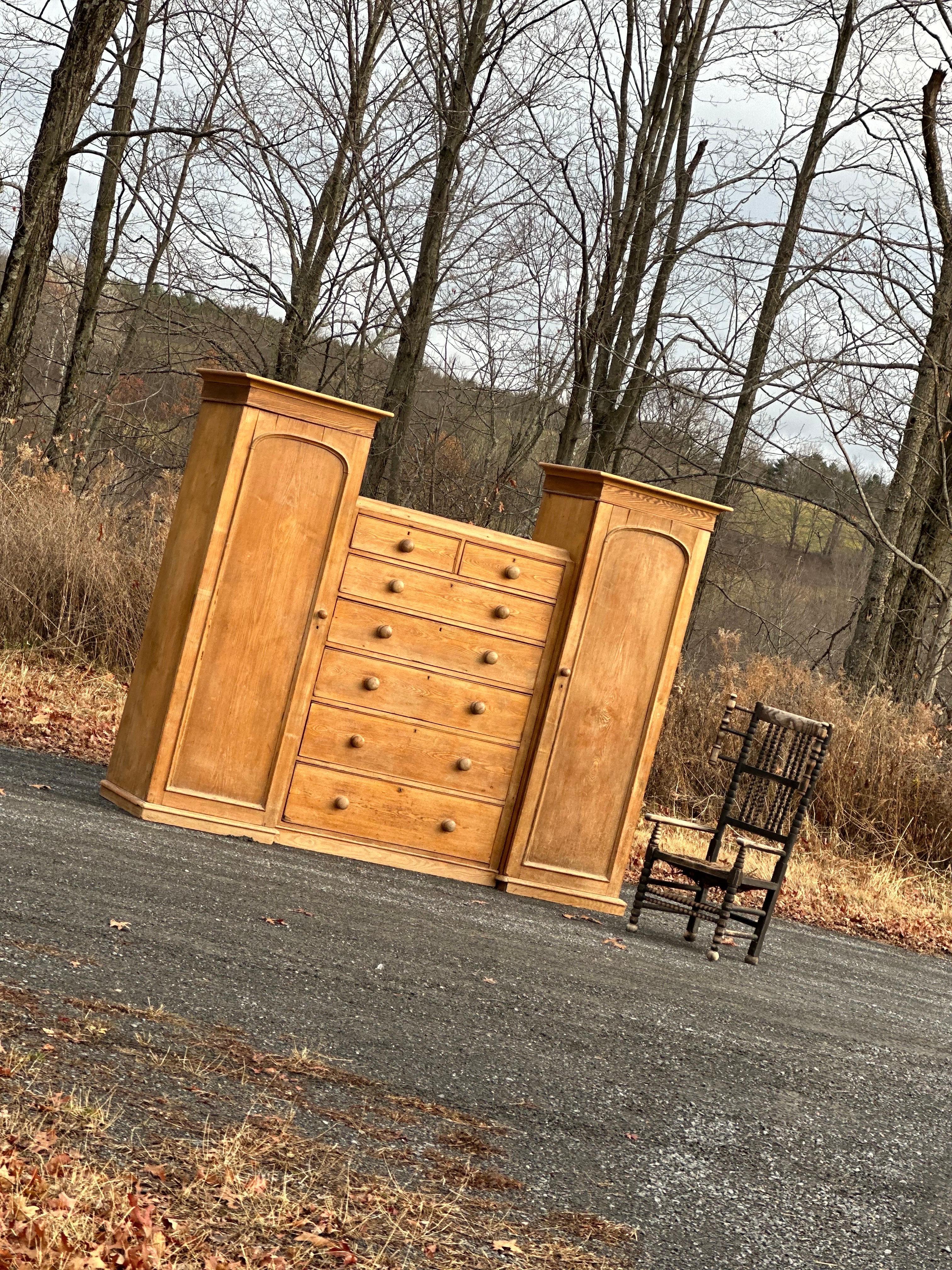 19th C Hemlock 7 drawer chest with wardrobes For Sale 3