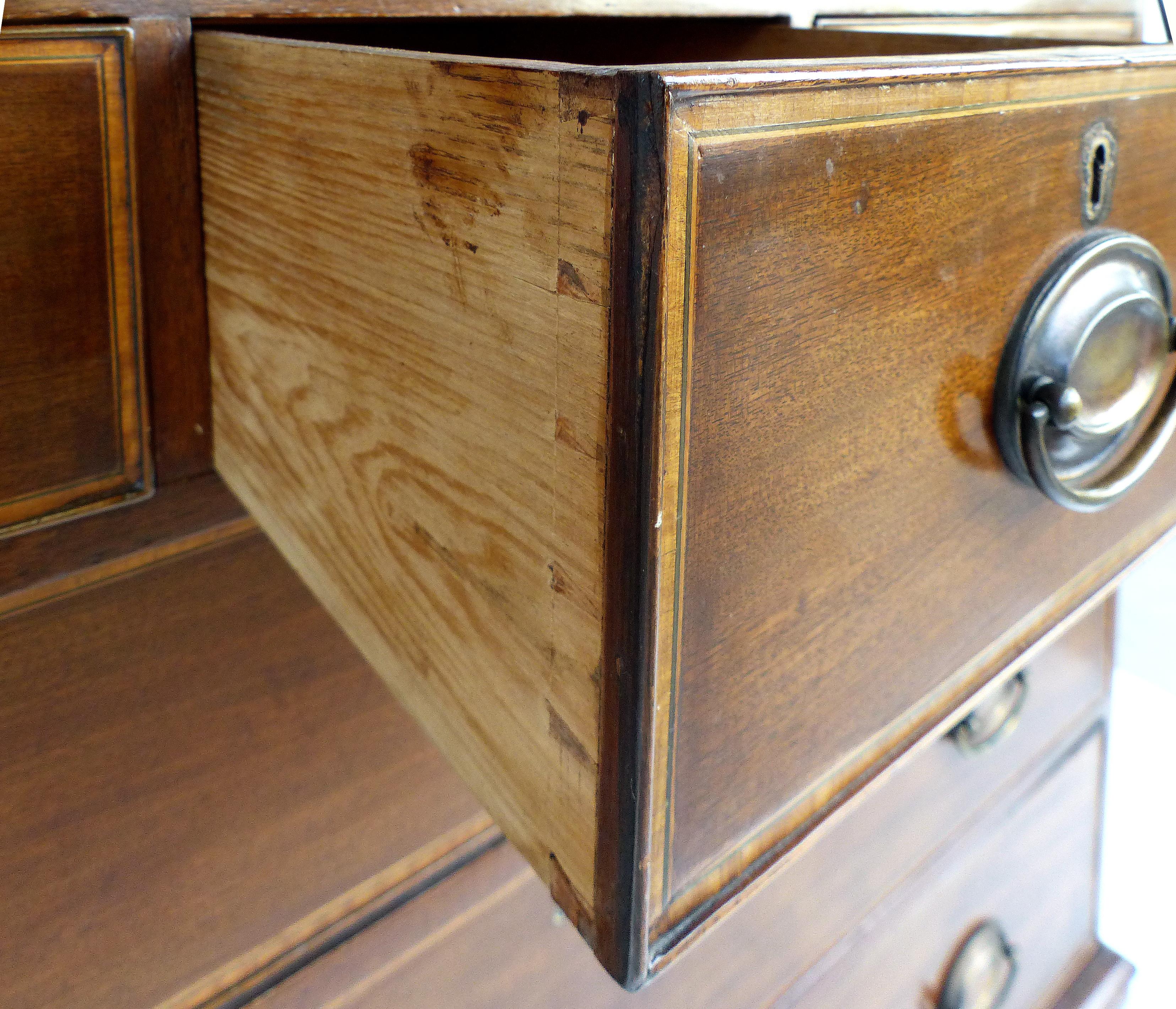 19th Century Hepplewhite Chest of Drawers with Brass Pulls in Mahogany & Satinwood