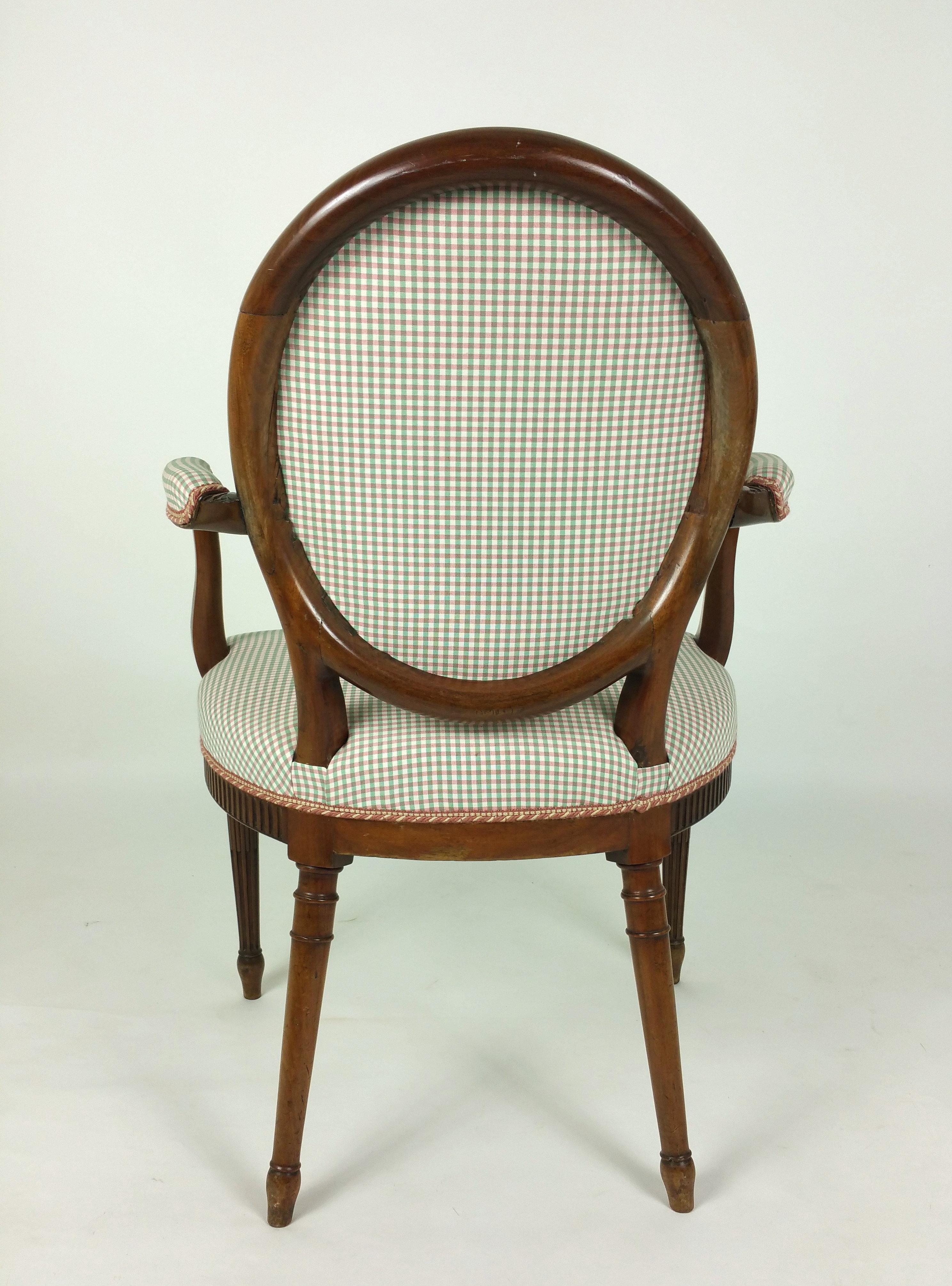 19th Century Hepplewhite Design Carved Walnut Elbow Chair 3
