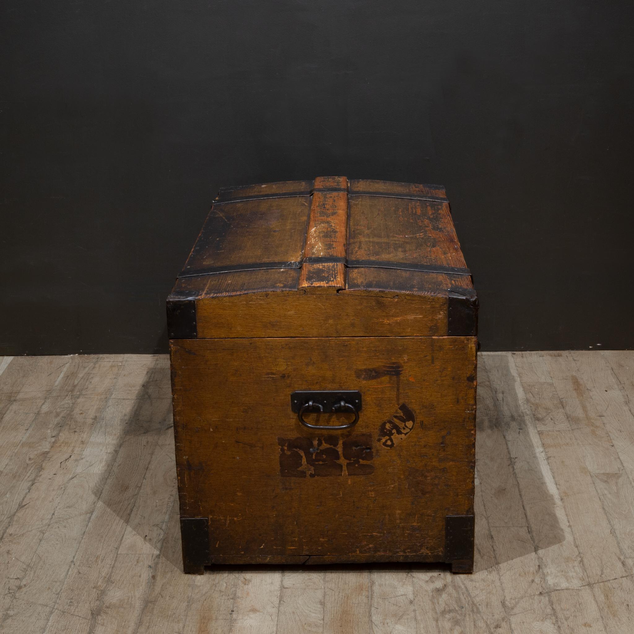 XIX sec. Baule da viaggio a cupola per immigrati c.1800 In condizioni buone in vendita a San Francisco, CA