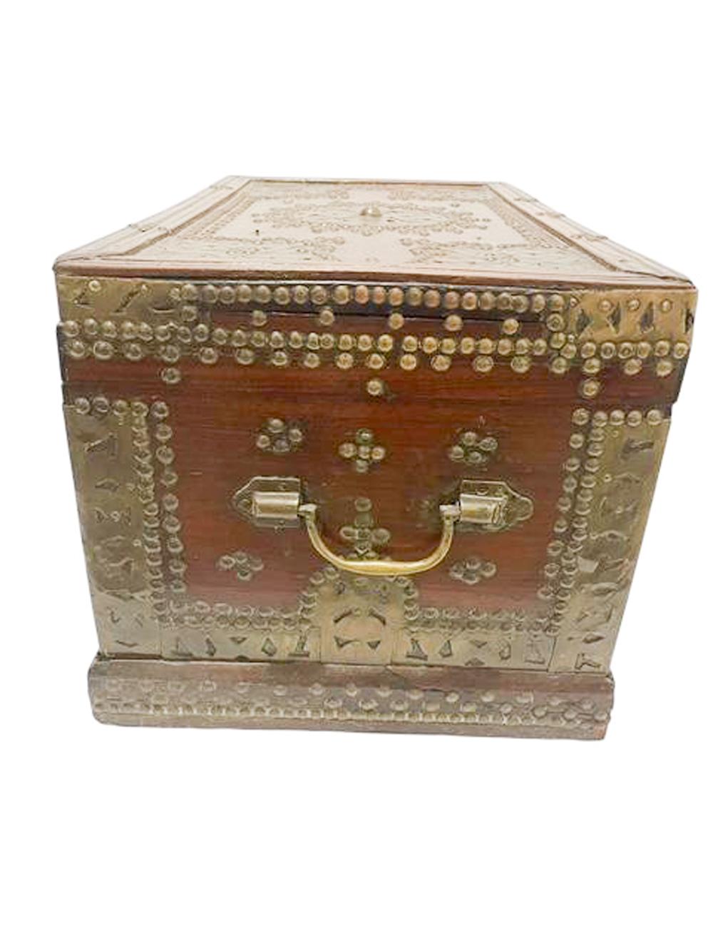 19th C. Indian Fitted Teak Workbox with Brass Tack and Applique Work In Good Condition For Sale In Chapel Hill, NC