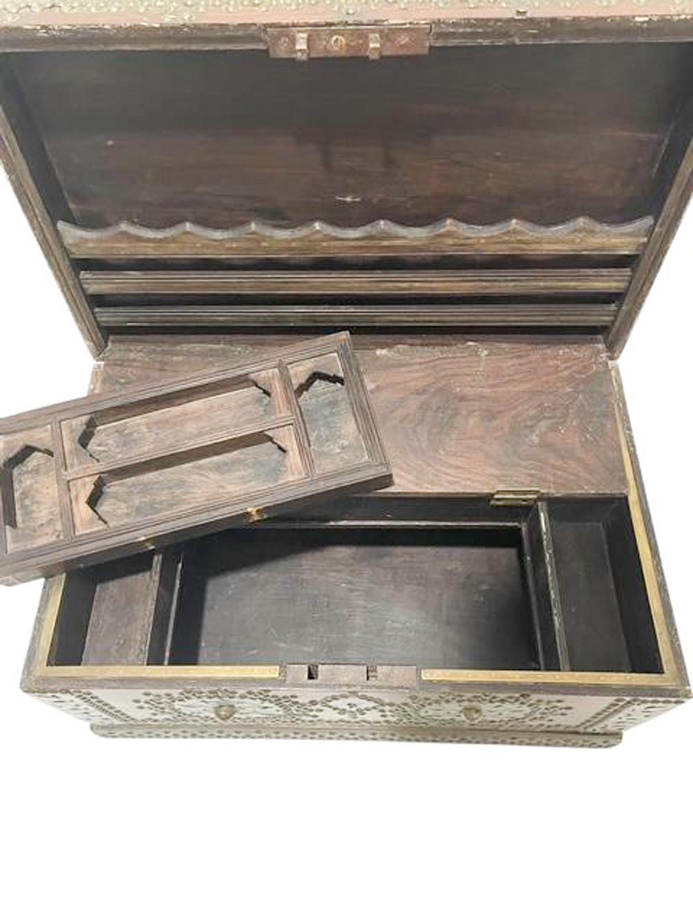 19th C. Indian Fitted Teak Workbox with Brass Tack and Applique Work For Sale 4