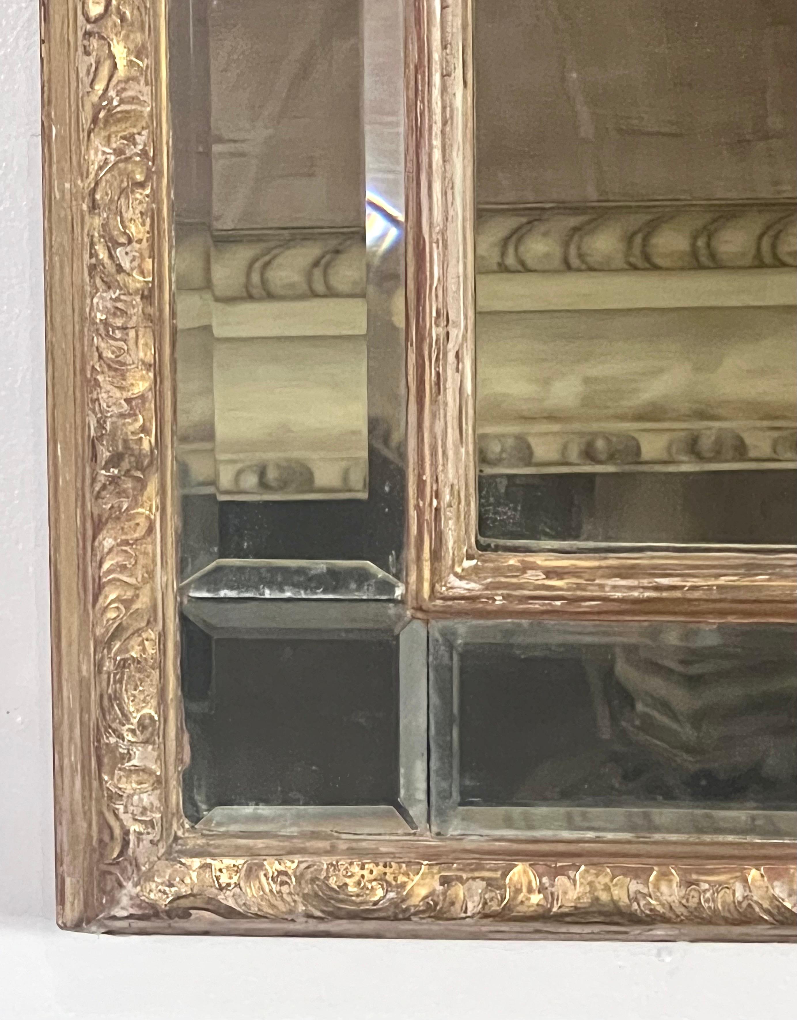 Specchio in legno dorato in stile barocco italiano del XIX secolo in vendita 4