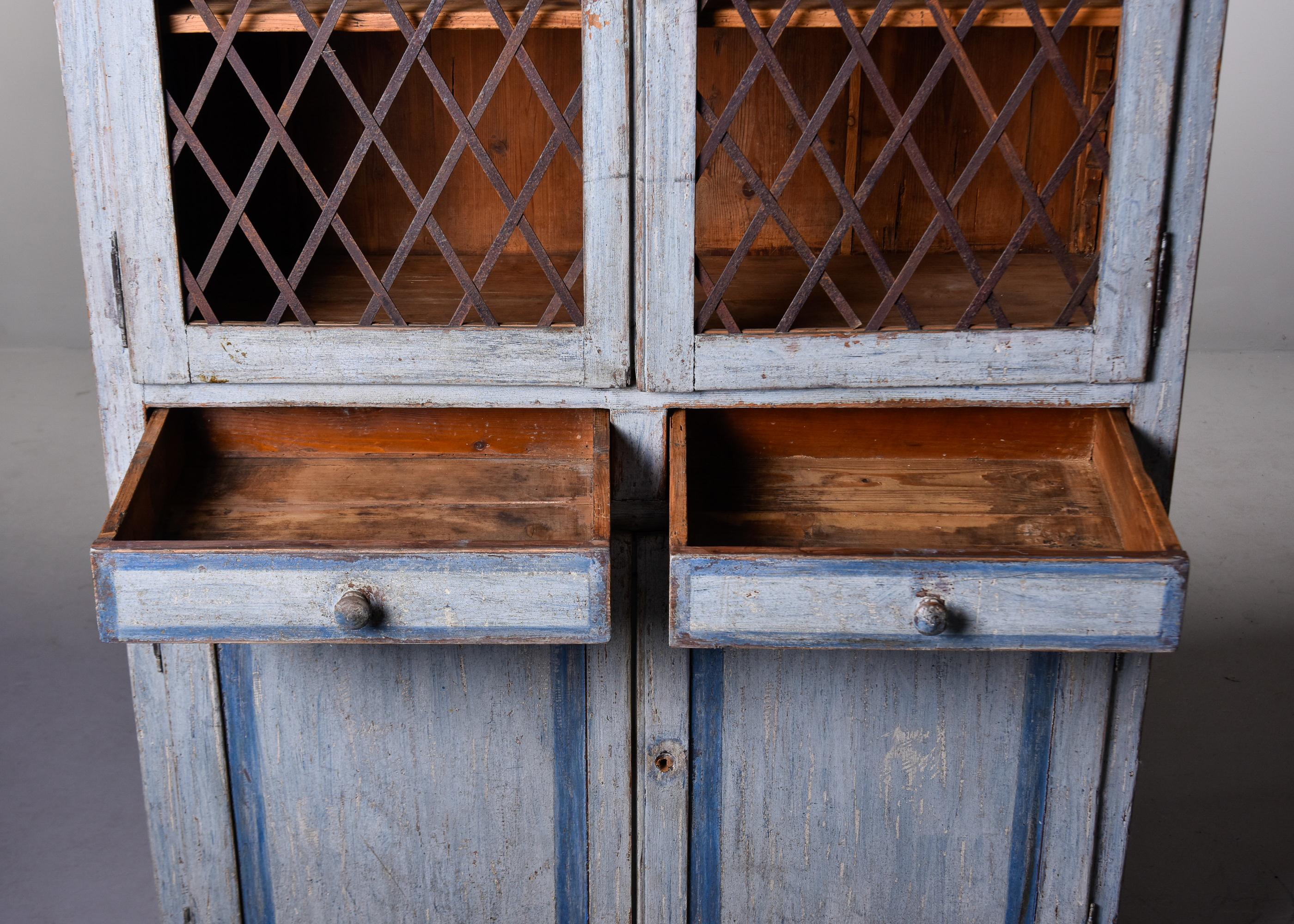 19th Century Italian Blue Painted Pine Cupboard With Metal Lattice Doors For Sale 5