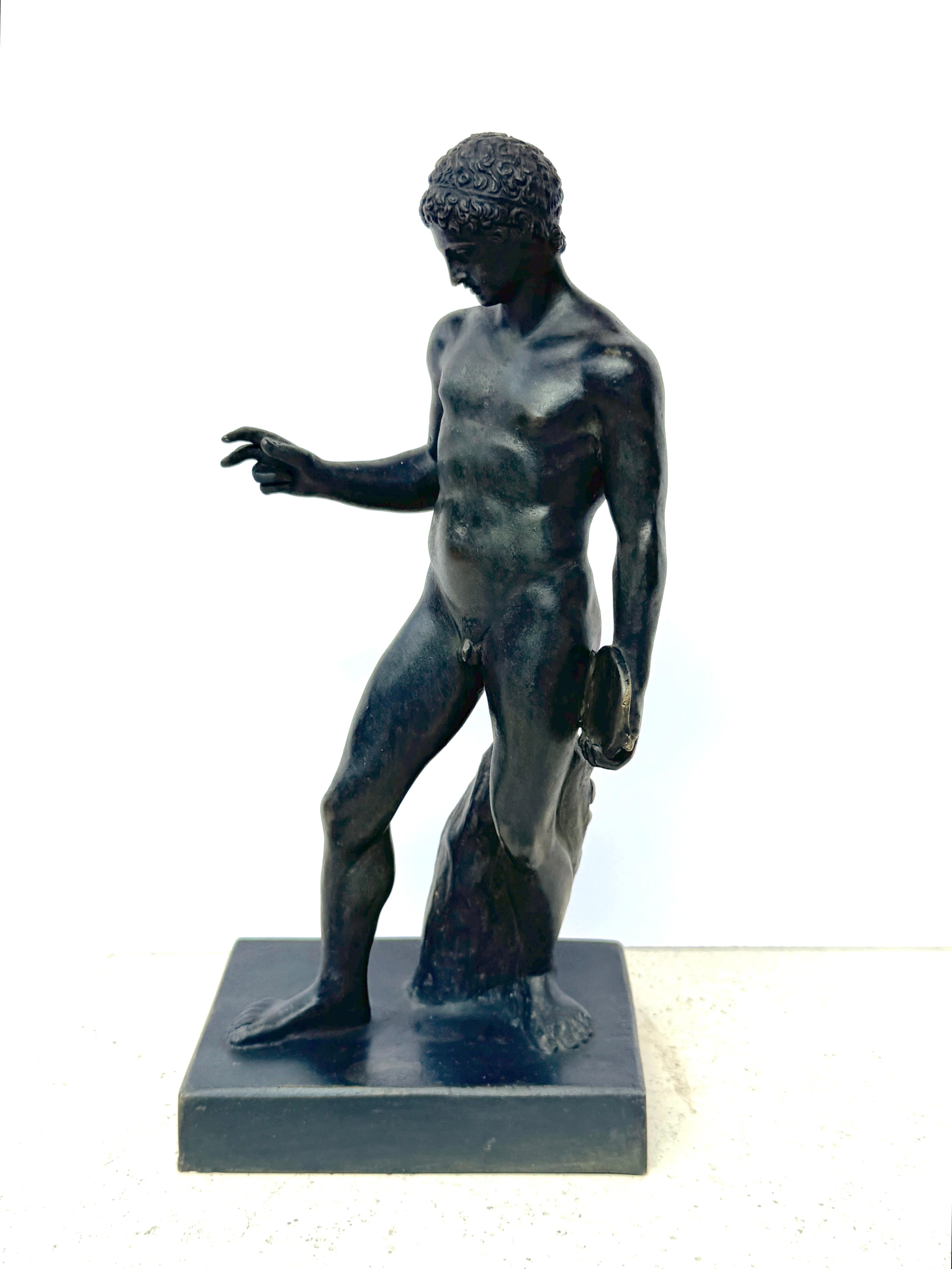 19th C. Italian Bronze Grand Tour Sculpture Nude Discuss Athlete, in Repose For Sale 11