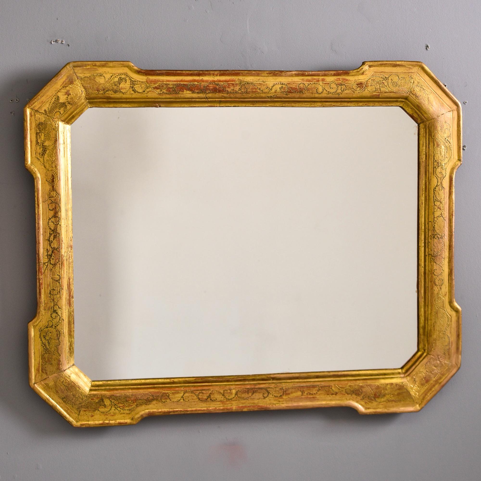 italien A.C.I.C. Miroir à cadre doré sculpté du 19ème siècle en vente