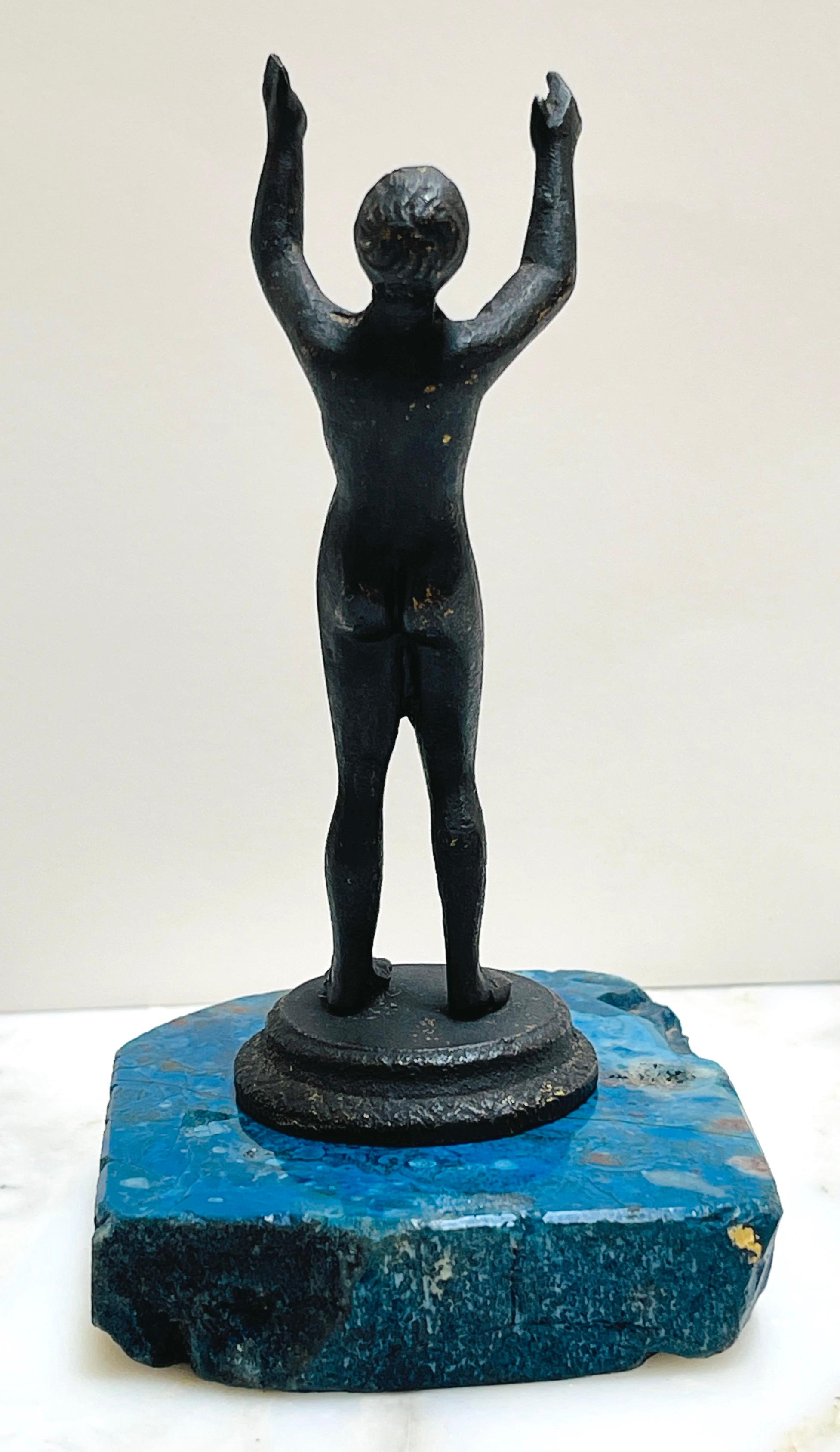 19th C Italian Diminutive Grand Tour Bronze Nude Athlete on Lapis, Lazuli Base In Good Condition For Sale In West Palm Beach, FL