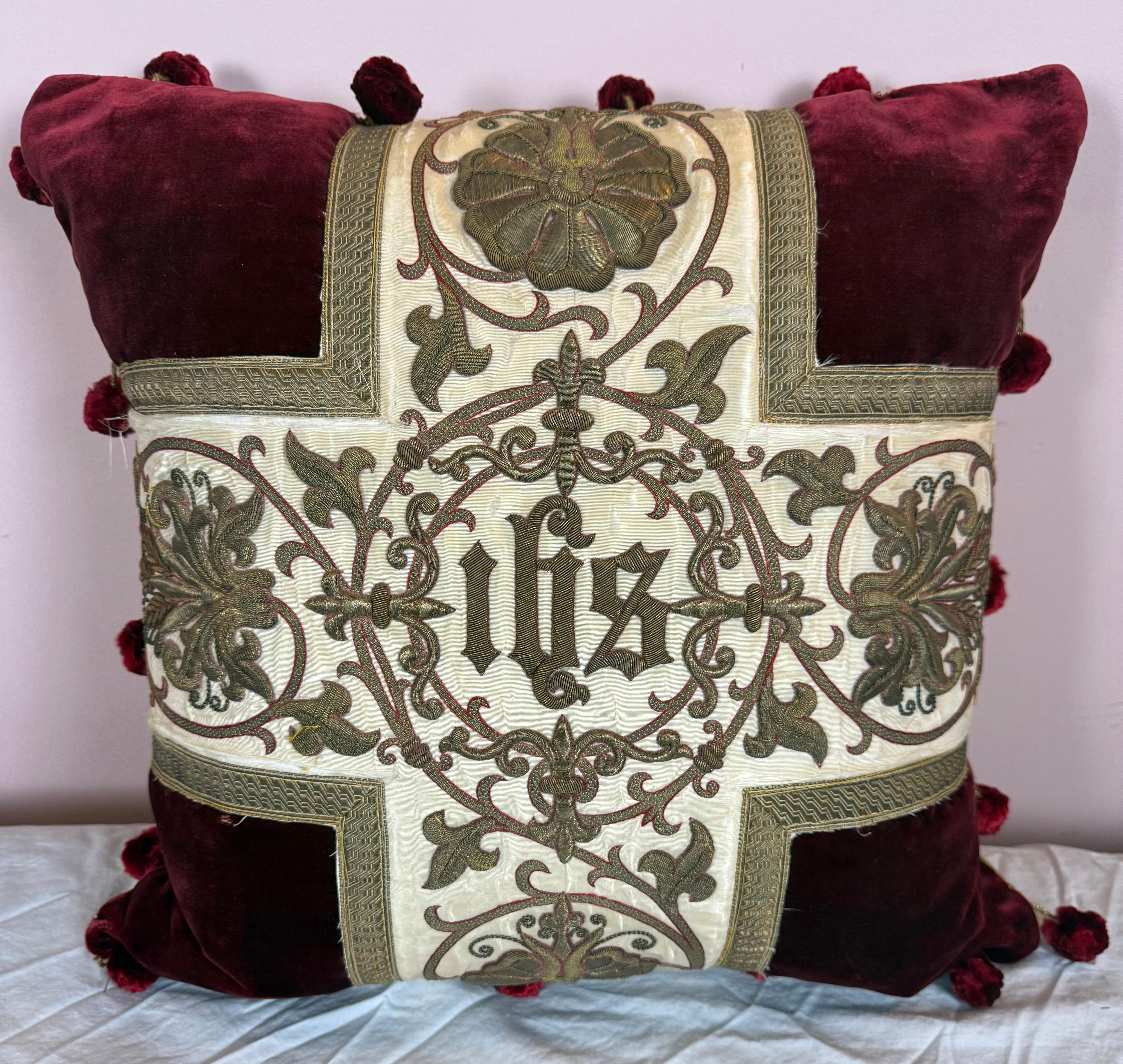 Renaissance Coussin ecclésiastique italien du 19e siècle en vente