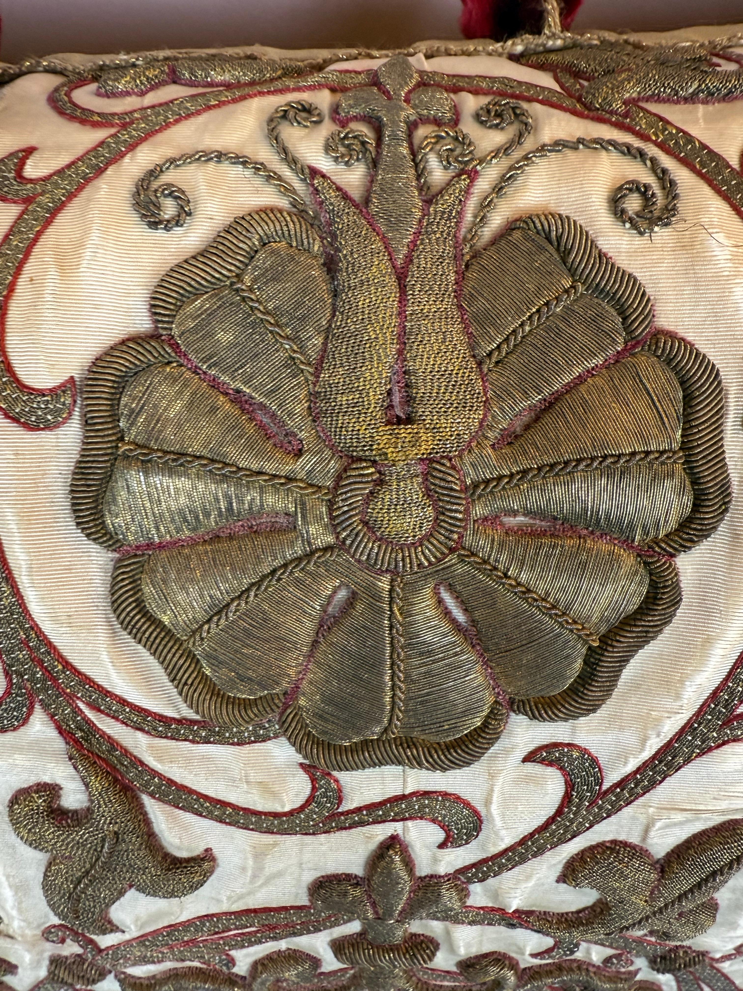 XIXe siècle Coussin ecclésiastique italien du 19e siècle en vente