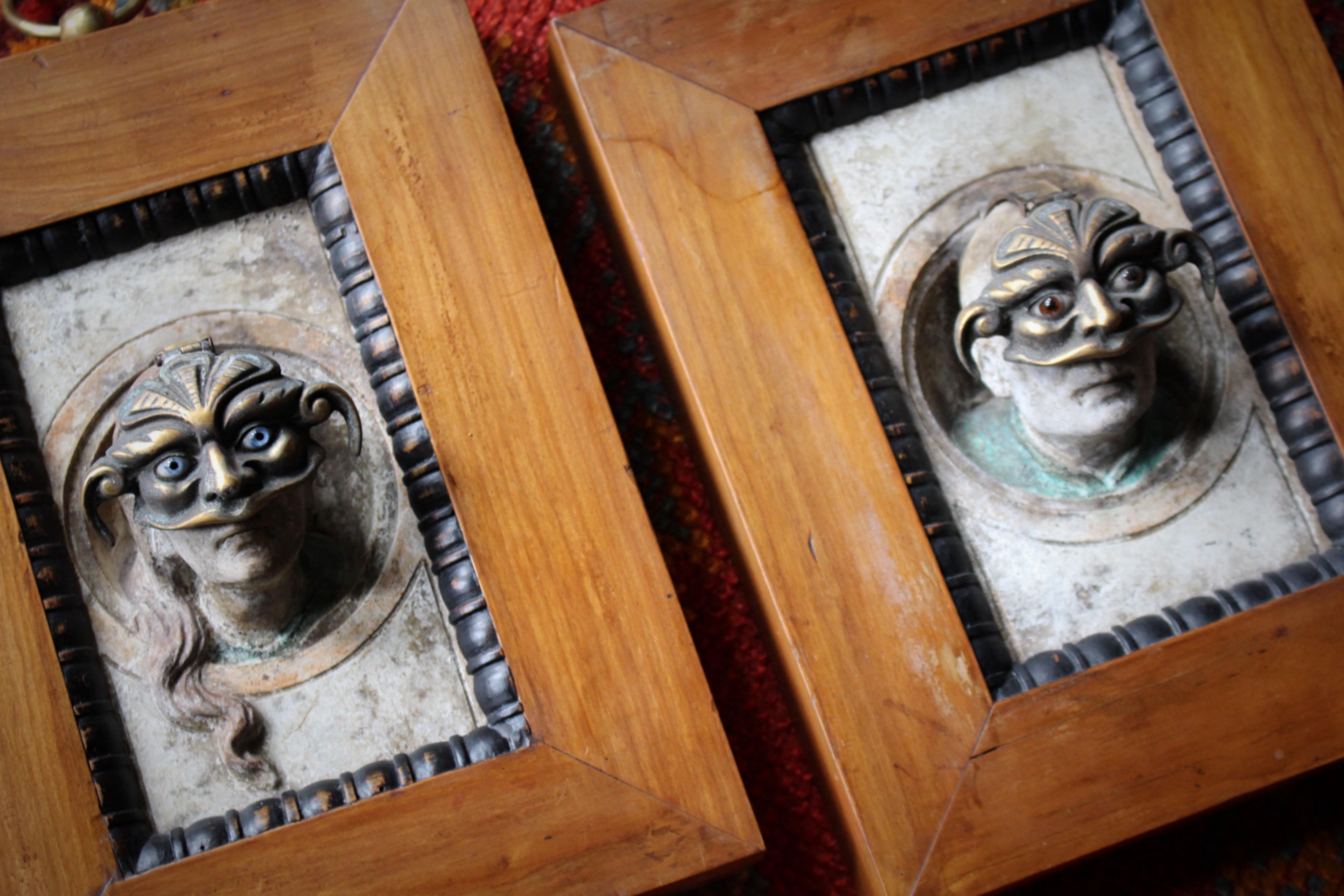Ritratti funerari italiani in marmo e bronzo del XIX secolo, marito e moglie Memento Mori in vendita 5