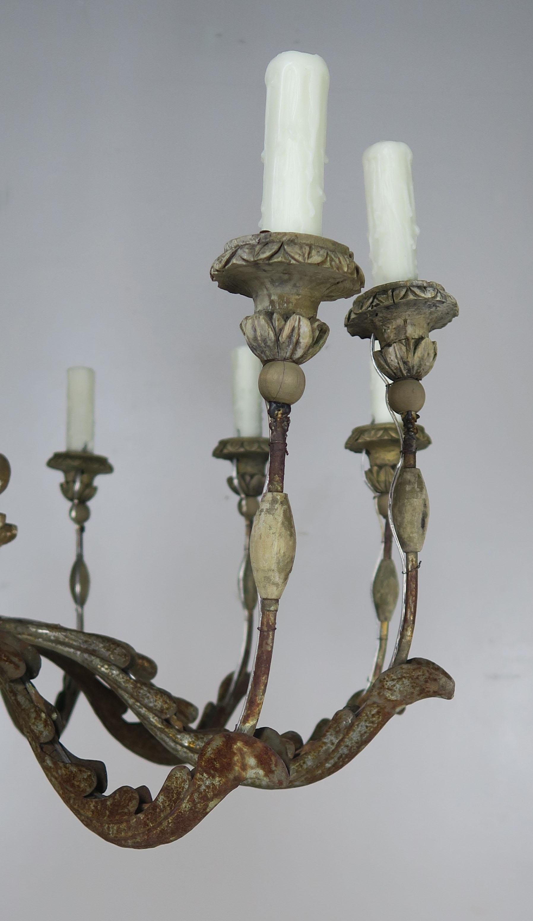 19th Century Italian Giltwood and Painted Chandelier 5