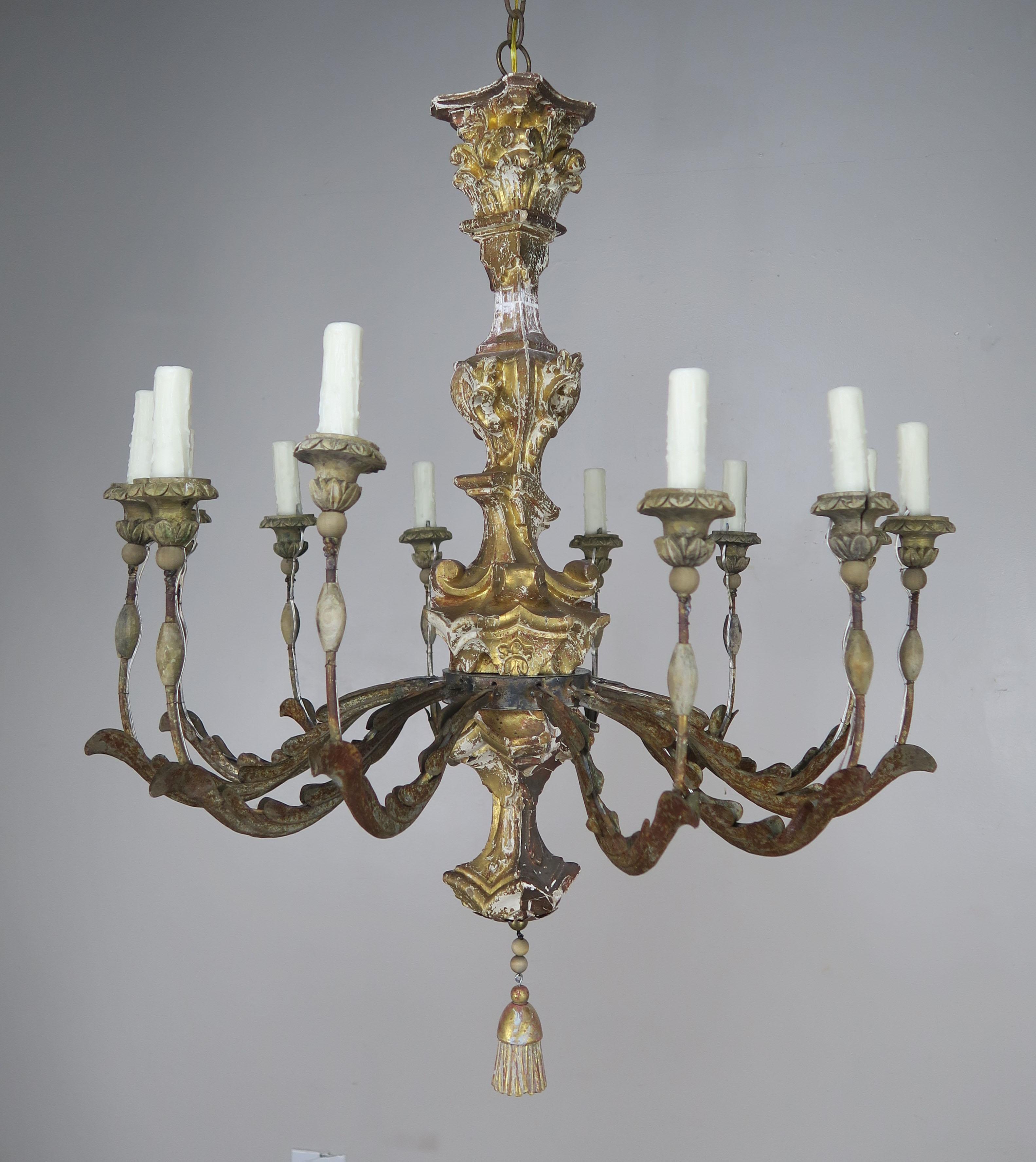 19th Century Italian Giltwood and Painted Chandelier 8