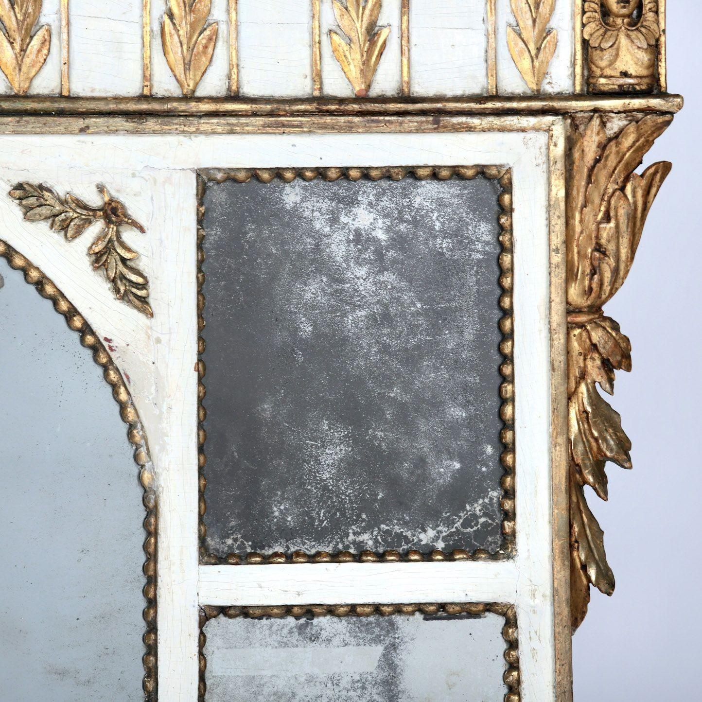 19th c. Italian Giltwood Overmantle with Original Mirror Plates For Sale 7