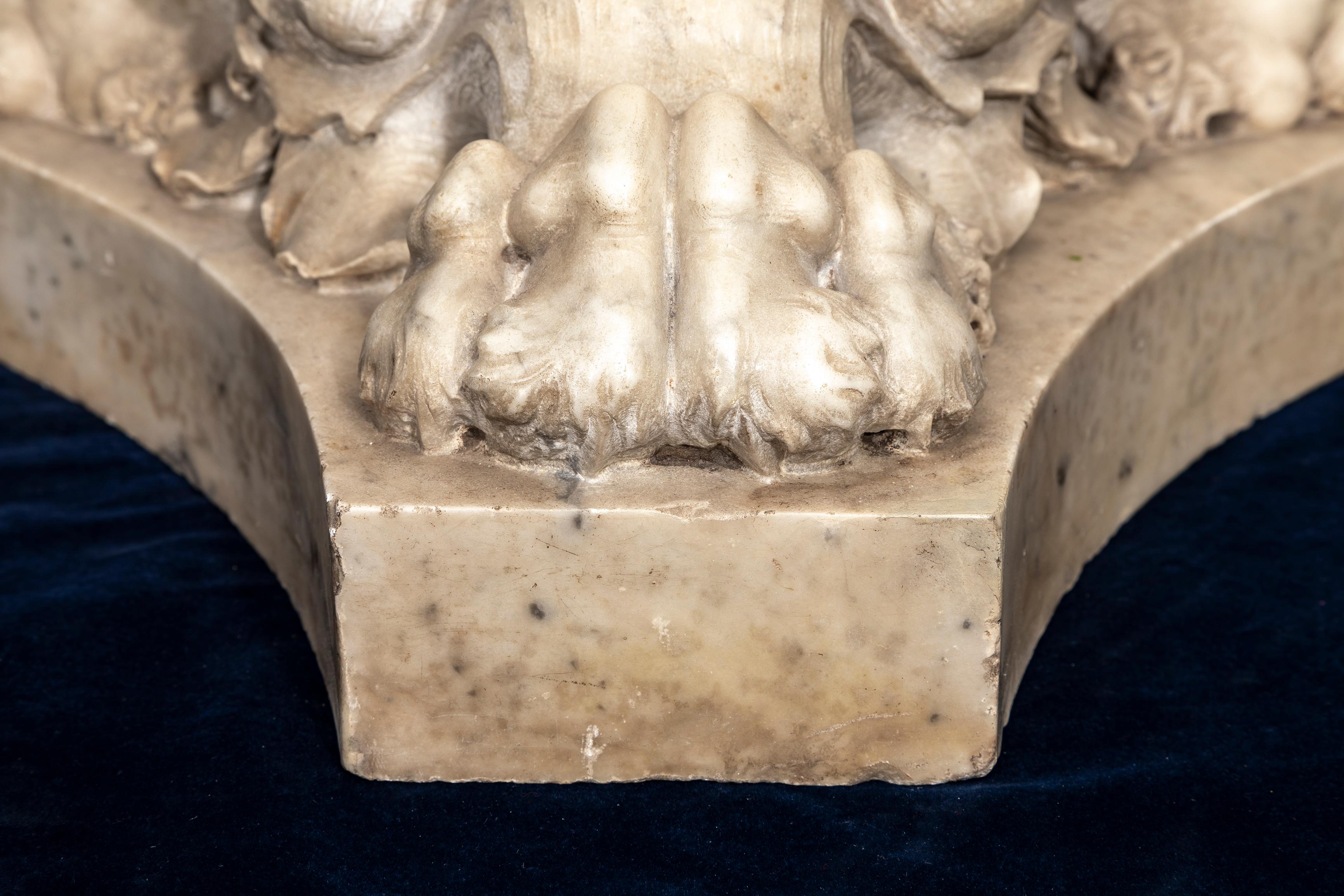 19th C. Italian Grand Tour Carrara Marble Double-Handled Urn on Lion's Paw Base For Sale 11
