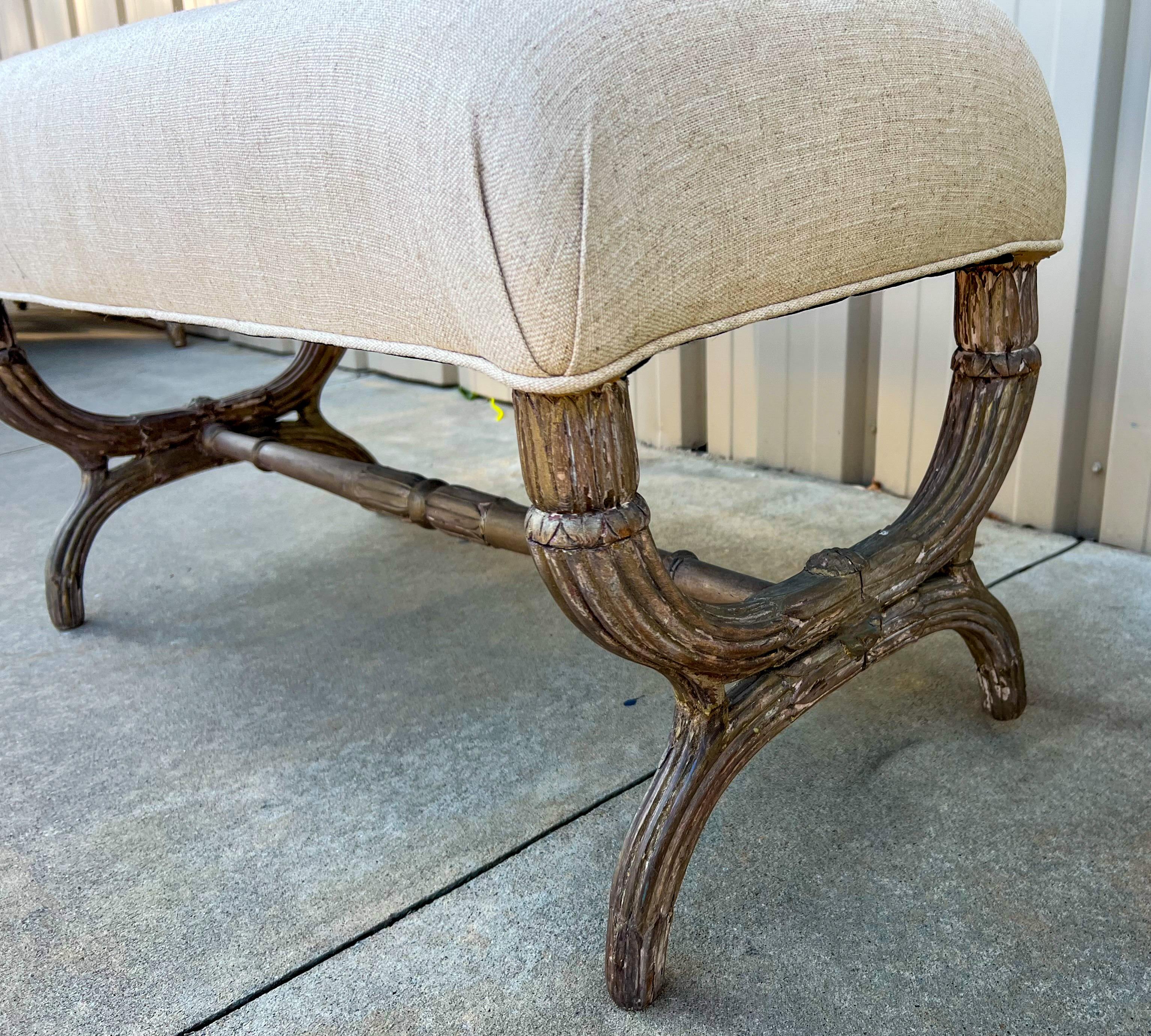 19th-C. Italian Neo-Classical Style Carved Wood Bench in New Linen In Good Condition In Kennesaw, GA