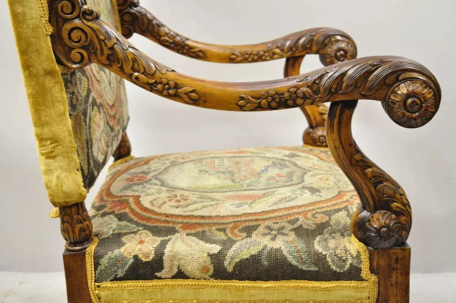 Sedia a braccio con trono a punto d'ago in legno di noce intagliato del 19° secolo In condizioni buone in vendita a Philadelphia, PA
