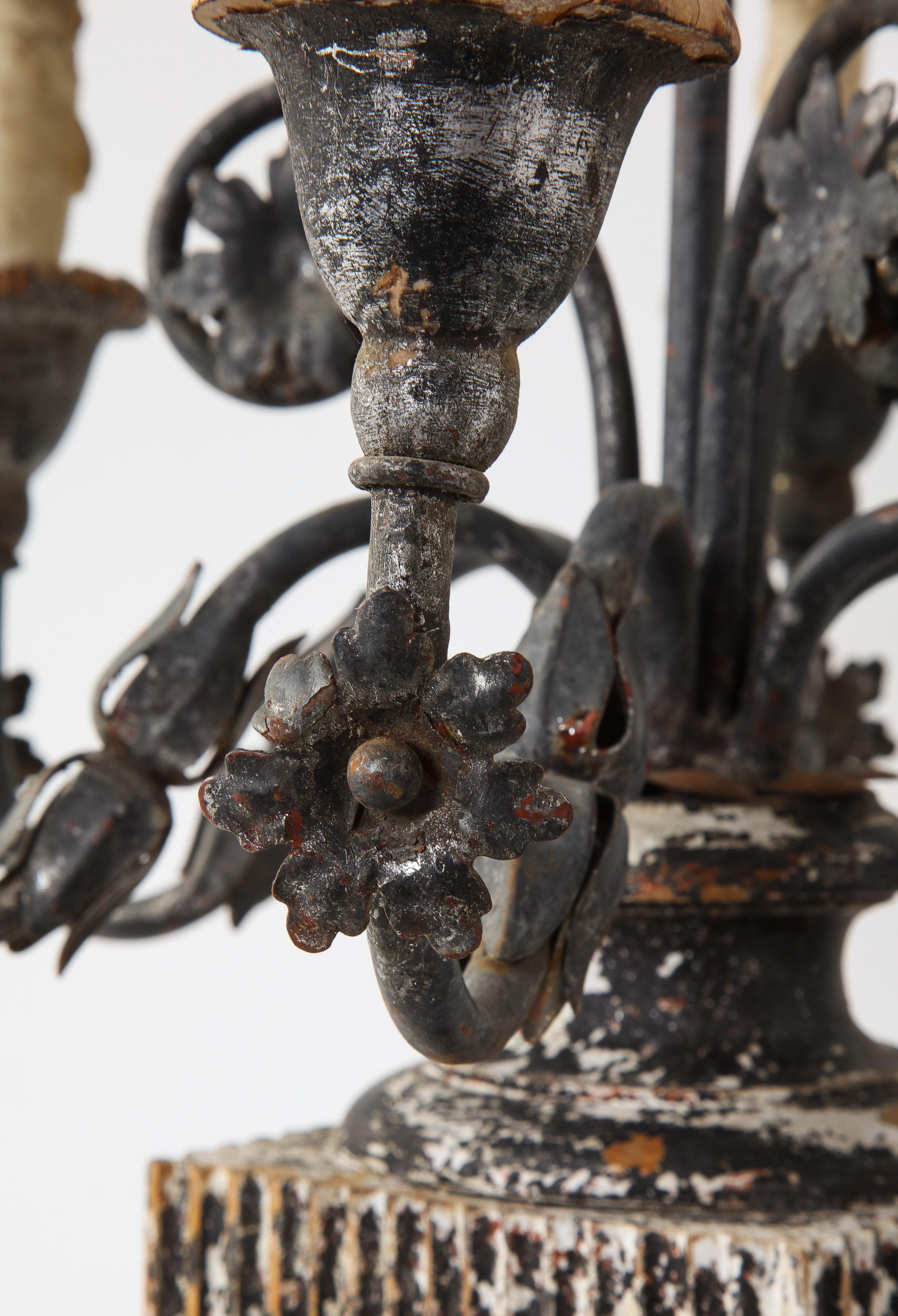 19th Century Italian Wood and Gesso 10-Light Candelabra, Electrified For Sale 9