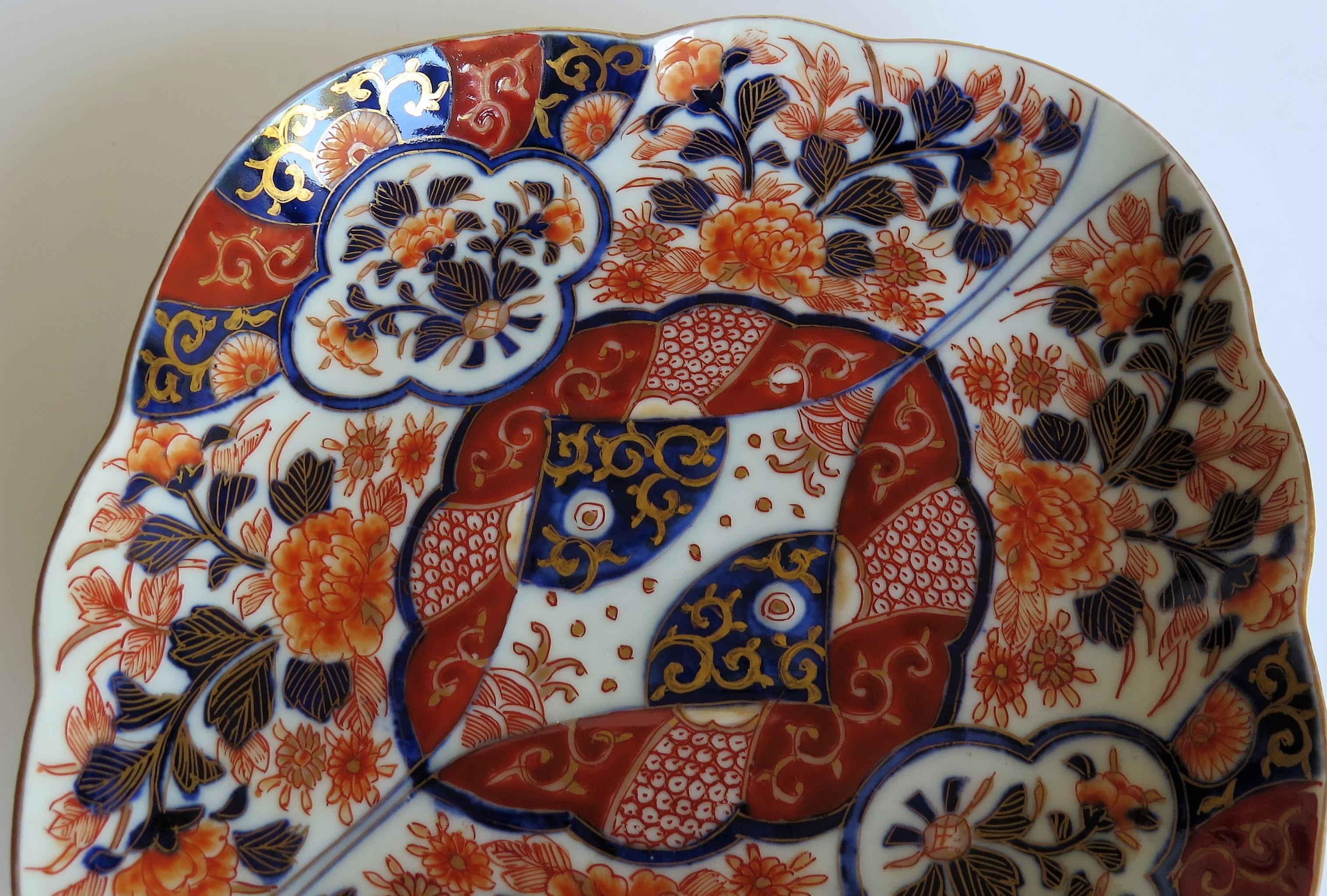 Japanese Porcelain Dish Finely Hand Painted Imari Design, Meiji Signed to Base 5