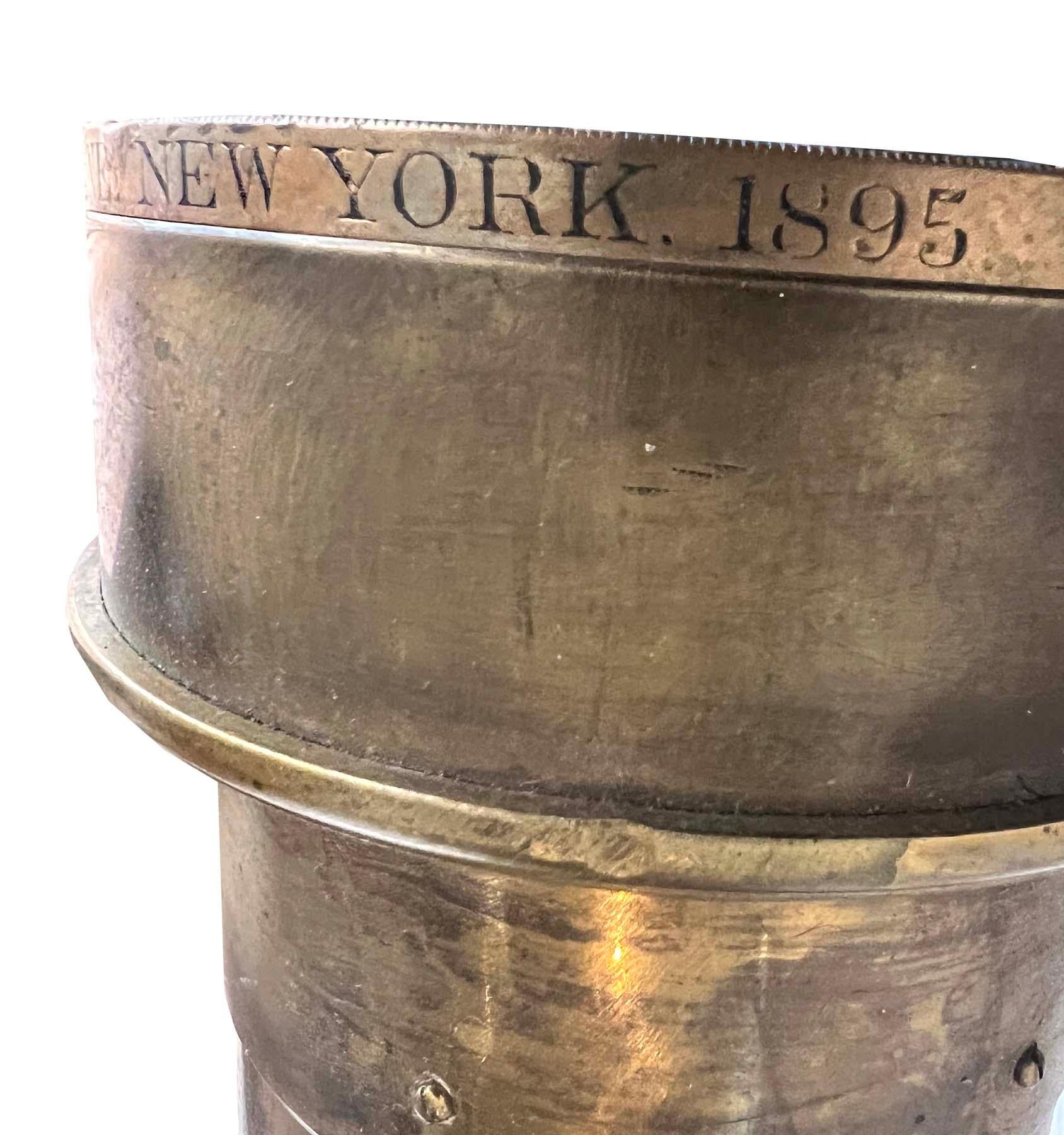 Telescope John Byrne du 19e siècle en laiton avec trépied en vente 1