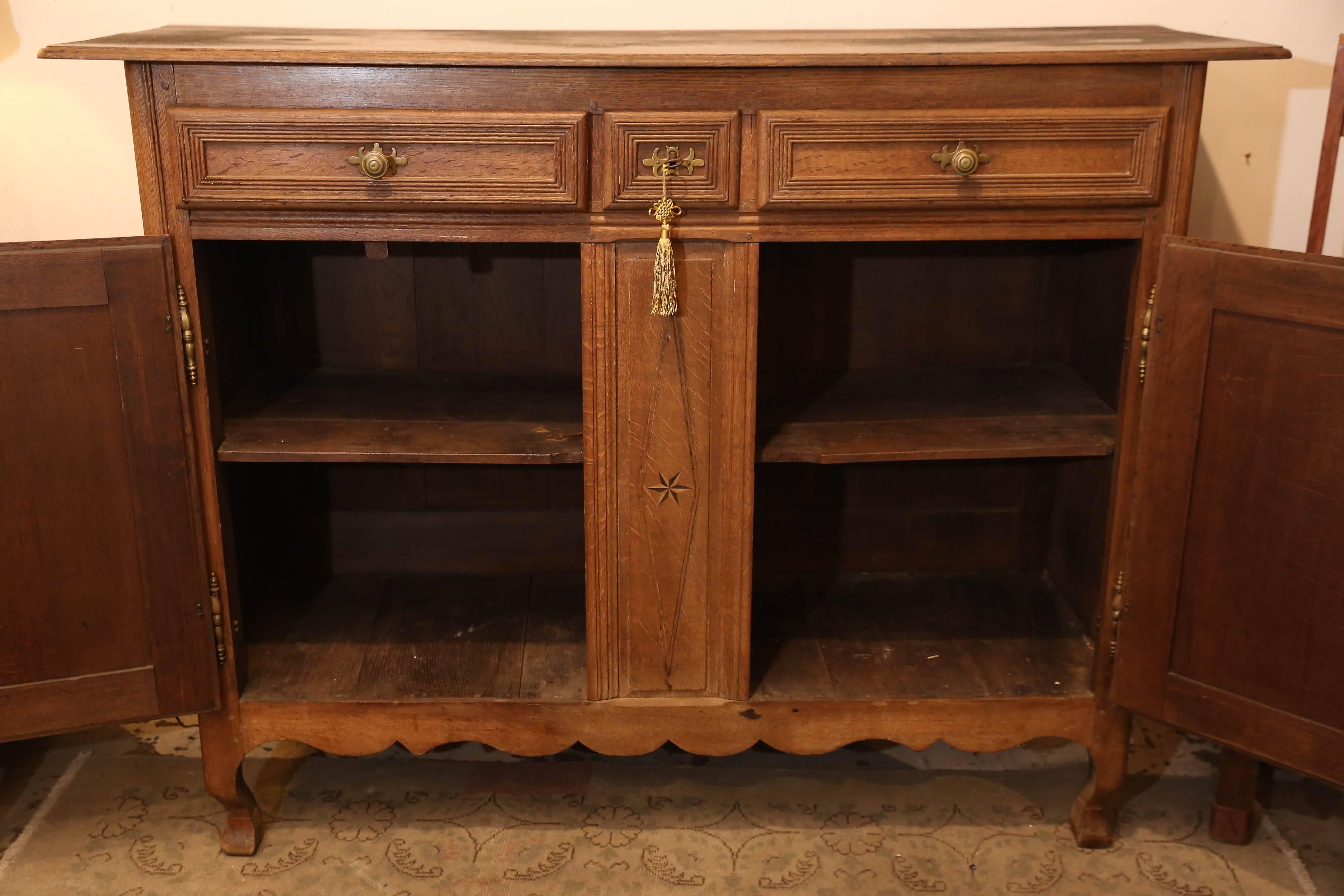 19th c. Large French Inlaid Wood Buffet Found in Flanders, Belgium 2