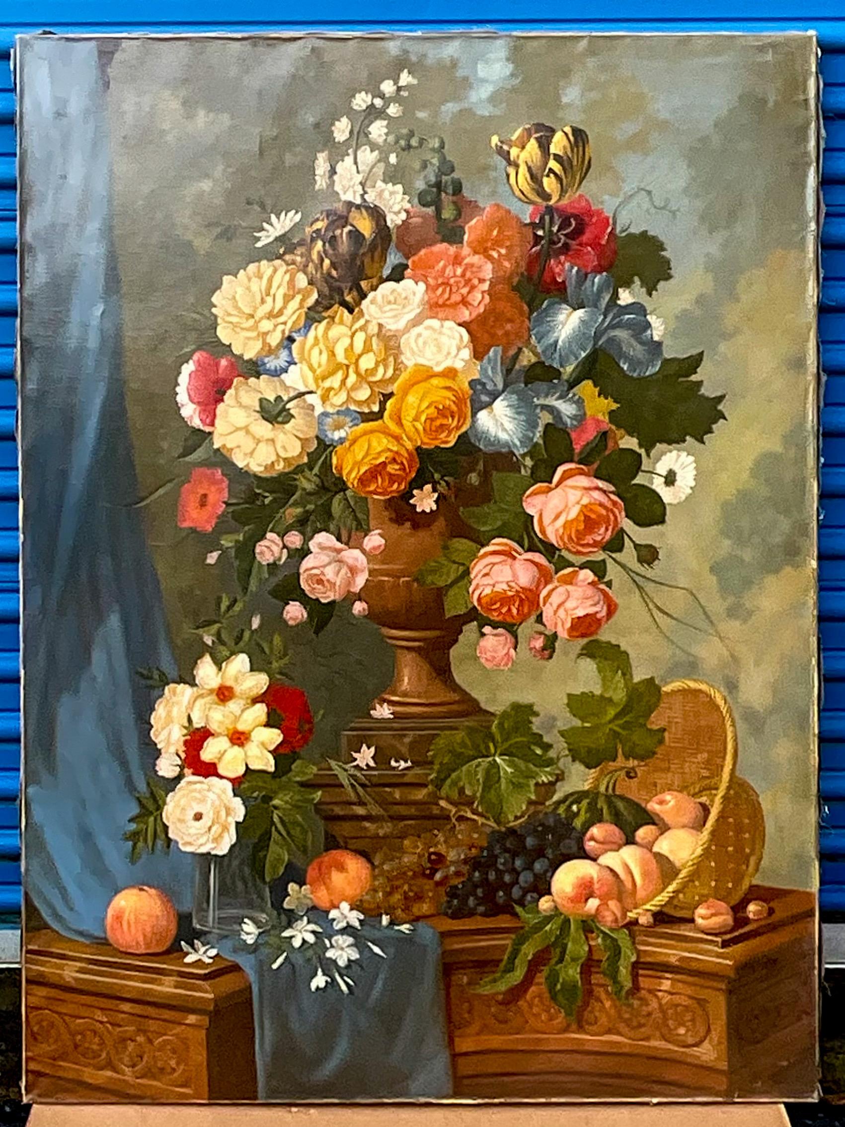 Français Nature morte française à grande échelle du 19ème siècle, peinture à l'huile représentant des fleurs - S/2 en vente