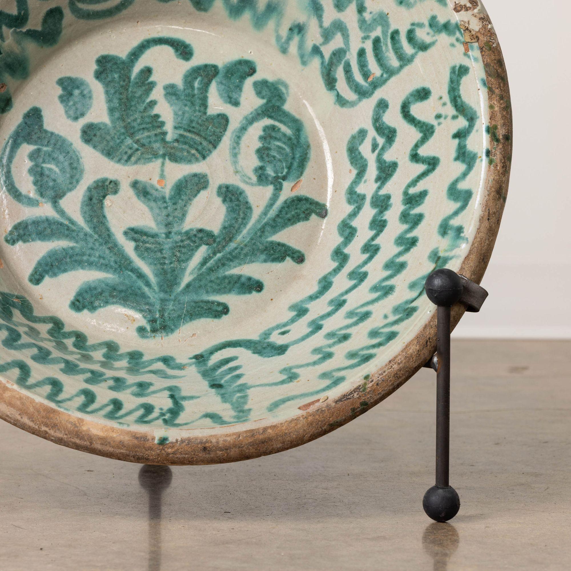 19th Century 19th c. Large Spanish Green Fajalauza Lebrillo Bowl from Granada For Sale