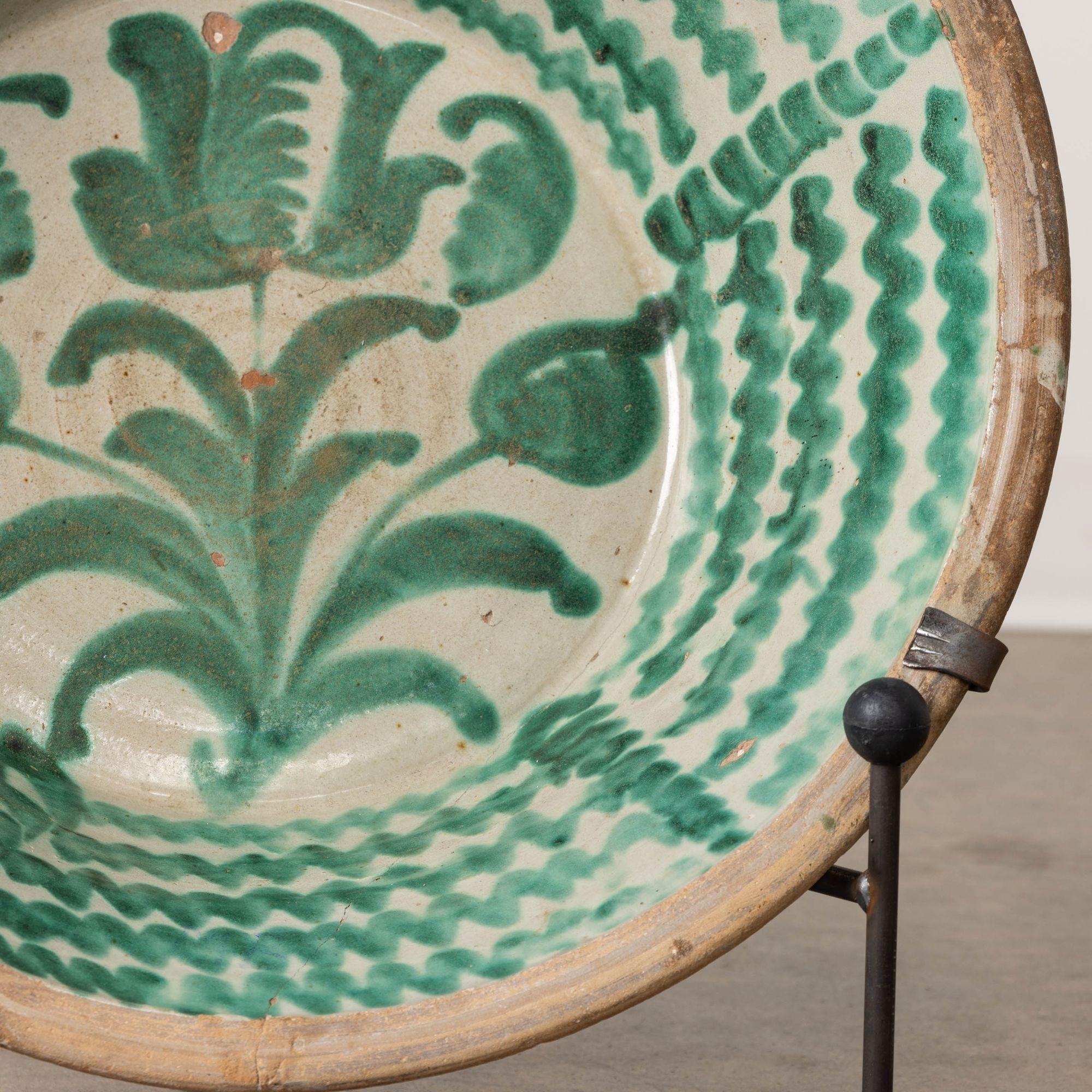 19. Jahrhundert. Große spanische grüne Fajalauza Lebrillo-Schale aus Granada (Keramik) im Angebot