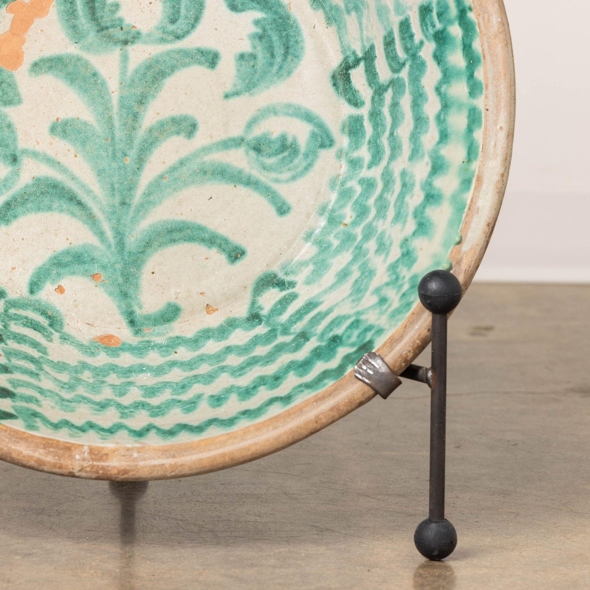 Ceramic 19th c. Large Spanish Green Fajalauza Lebrillo Bowl from Granada For Sale