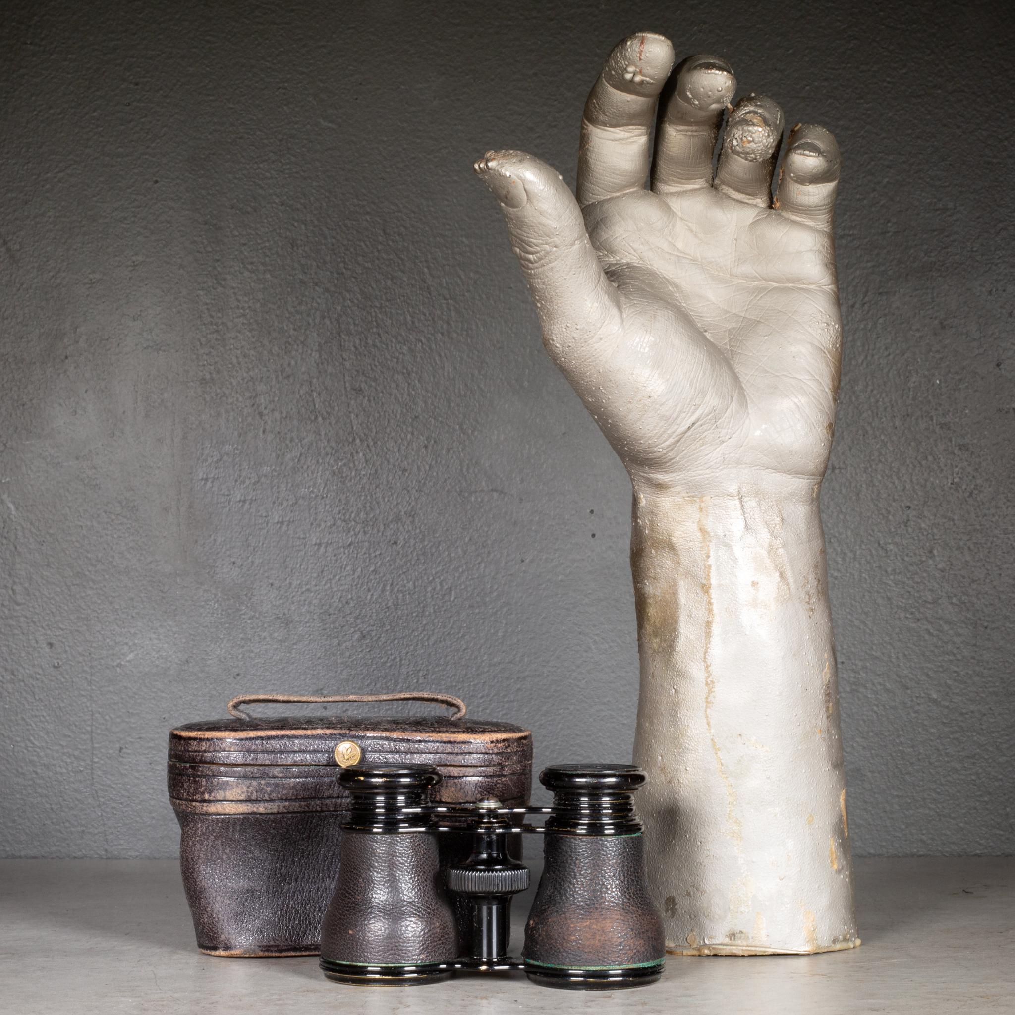 siglo XIX Estuche y prismáticos LeMaire Fabt Paris de cuero c.1890 en venta 5