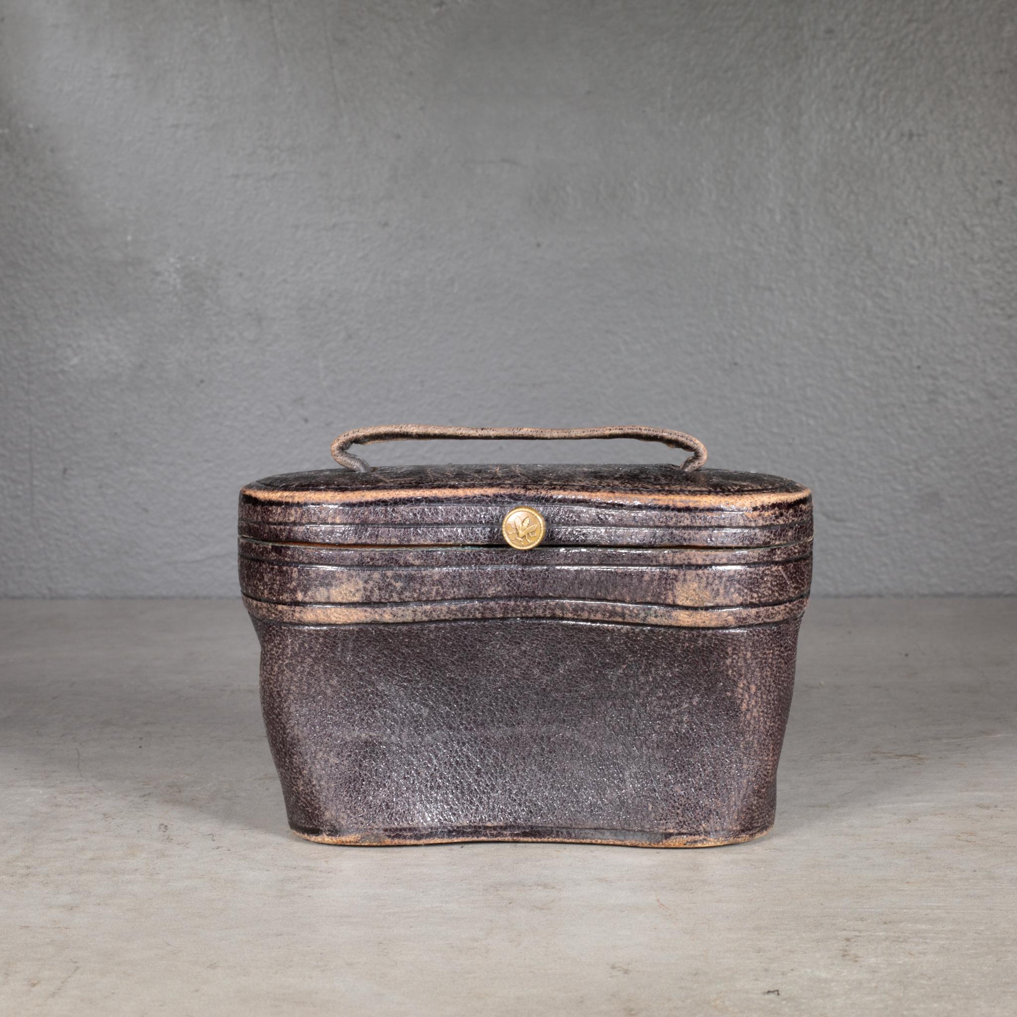 siglo XIX Estuche y prismáticos LeMaire Fabt Paris de cuero c.1890 Industrial en venta