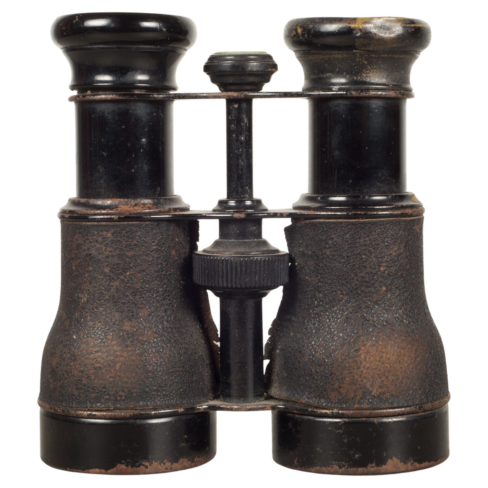 Binoculars de la marine française du 19e siècle enveloppés de cuir, vers 1880