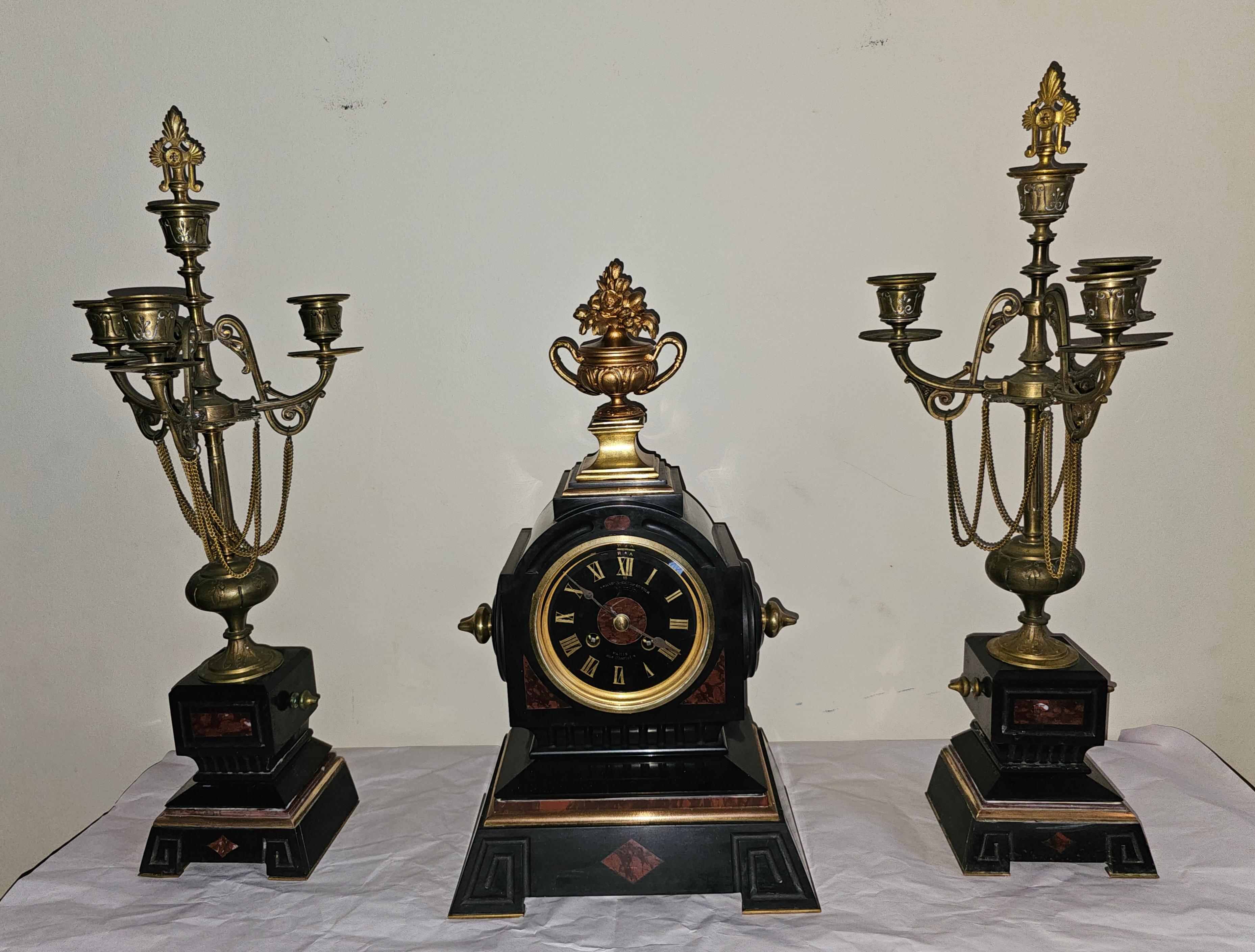 Uhren-Garnitur-Set aus Bronze, Goldbronze, Goldbronze und rotem Marmor, Lemerle-Charpentier, 19. Jahrhundert (Sonstiges) im Angebot