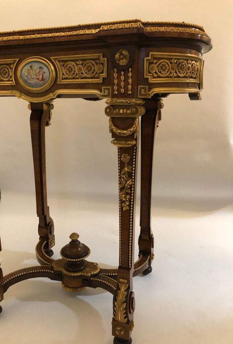 Jardinière in stile Luigi XVI del XIX secolo alla maniera di Henry Dasson In condizioni buone in vendita a Los Angeles, CA
