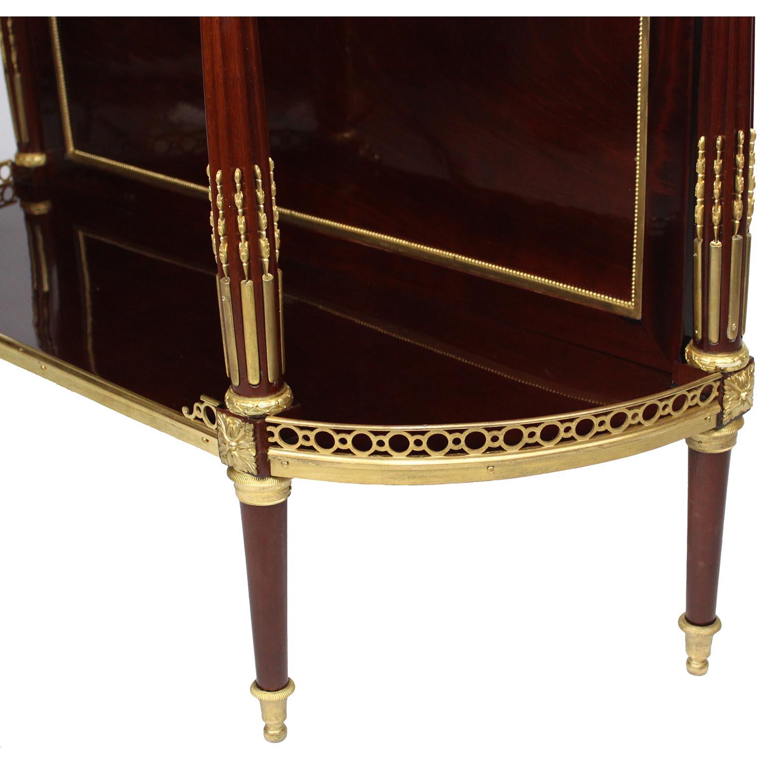 19th C. Louis XVI Style Ormolu-Mounted Mahogany Jasperware Console Vitrine Table en vente 1