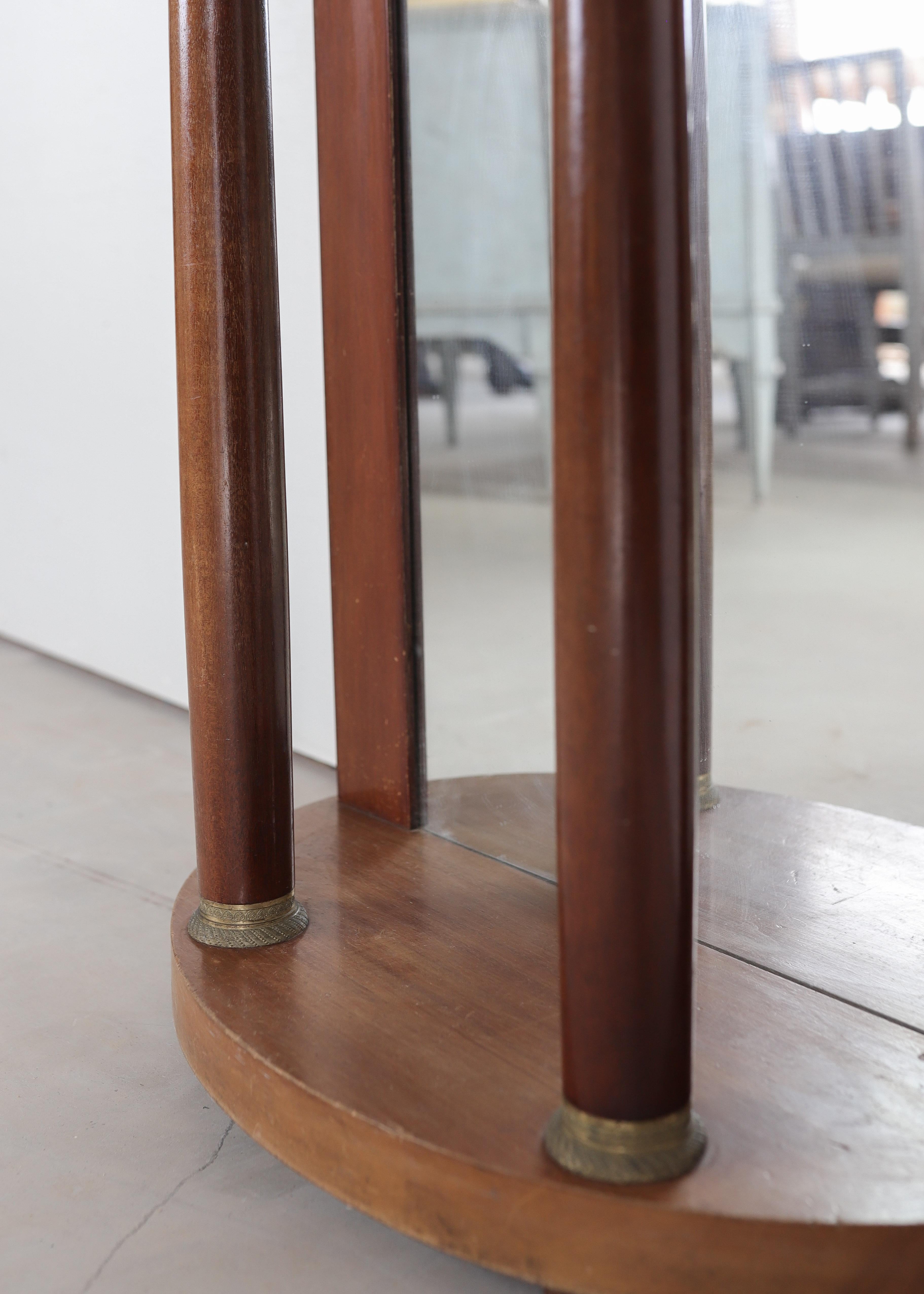 XIXe siècle 19e s. Demilune en acajou avec plateau en marbre gris en vente