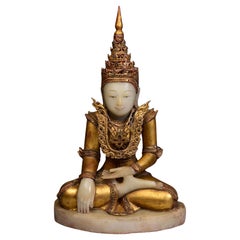 19th C., Mandalay, Antique Burmese Alabaster Marble Seated King Buddha Statue