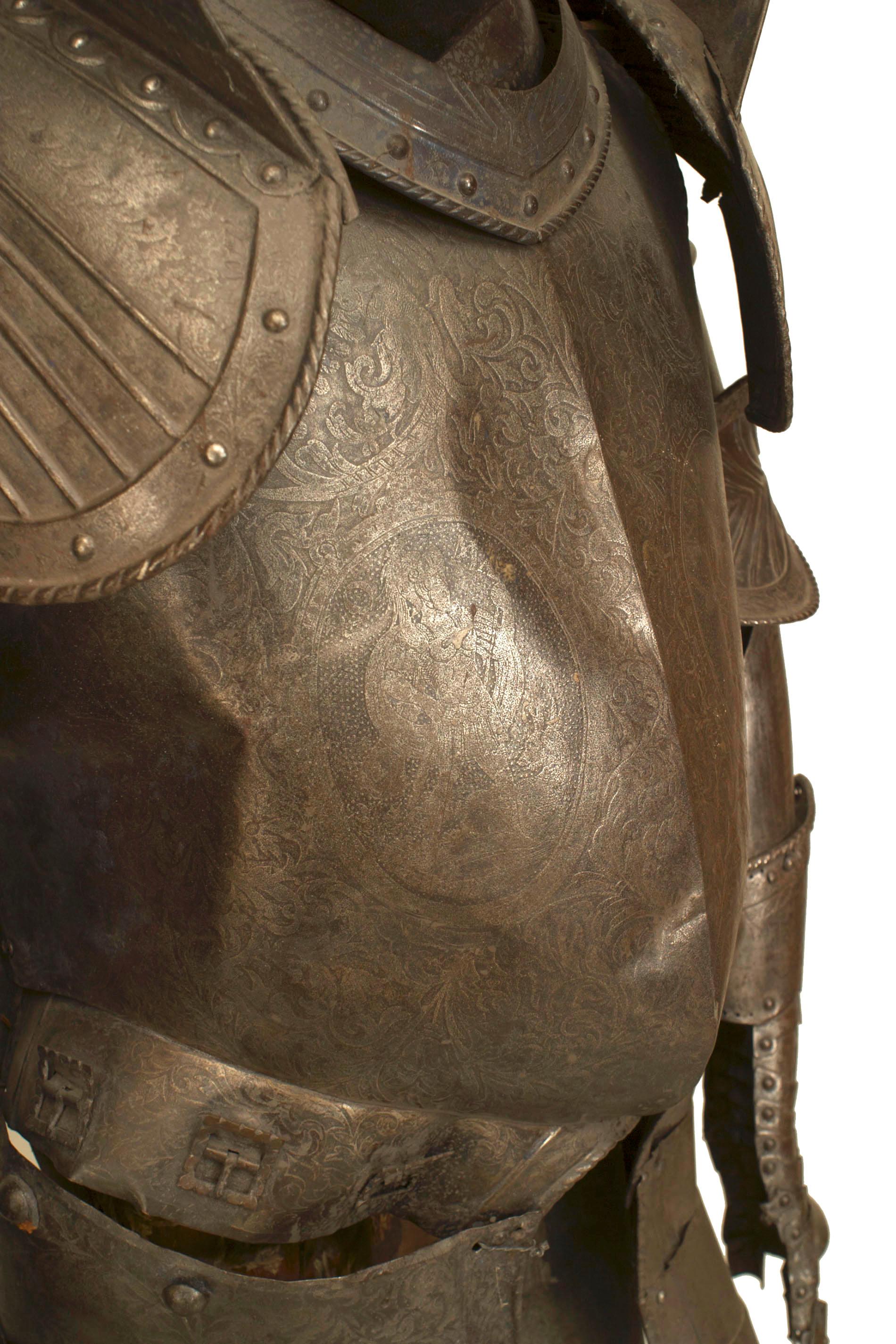 Italian Medieval / Renaissance Style Suit of Armor For Sale 4