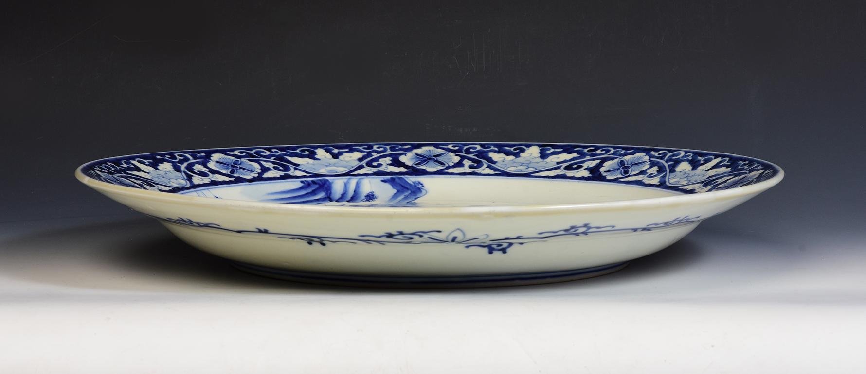 19th C., Meiji, a Pair of Antique Japanese Porcelain Blue and White Charger Dish For Sale 3