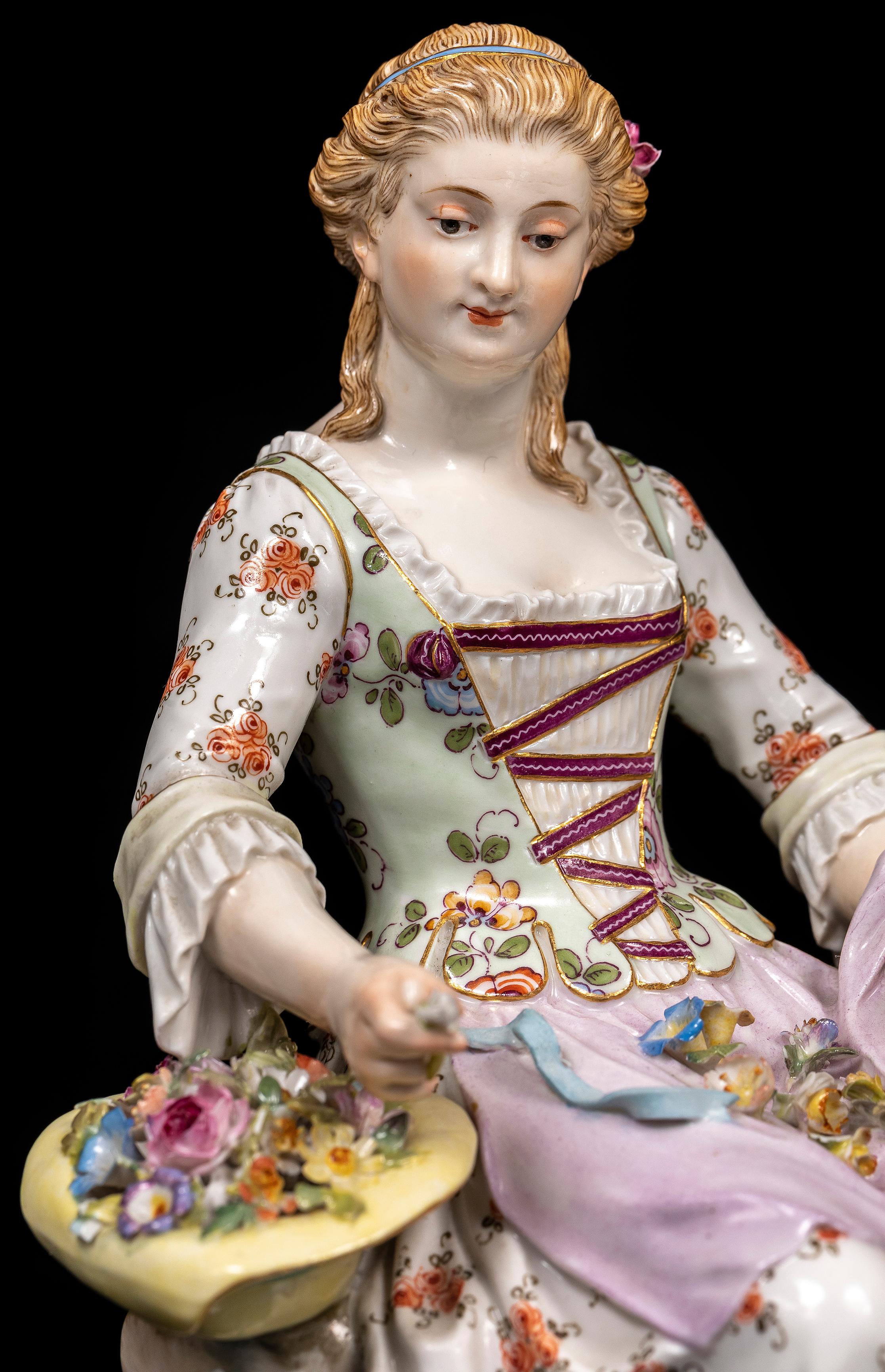 Grupo de mujer sentada con cuenco de flores y cabra, porcelana de Meissen, s. XIX en venta 3