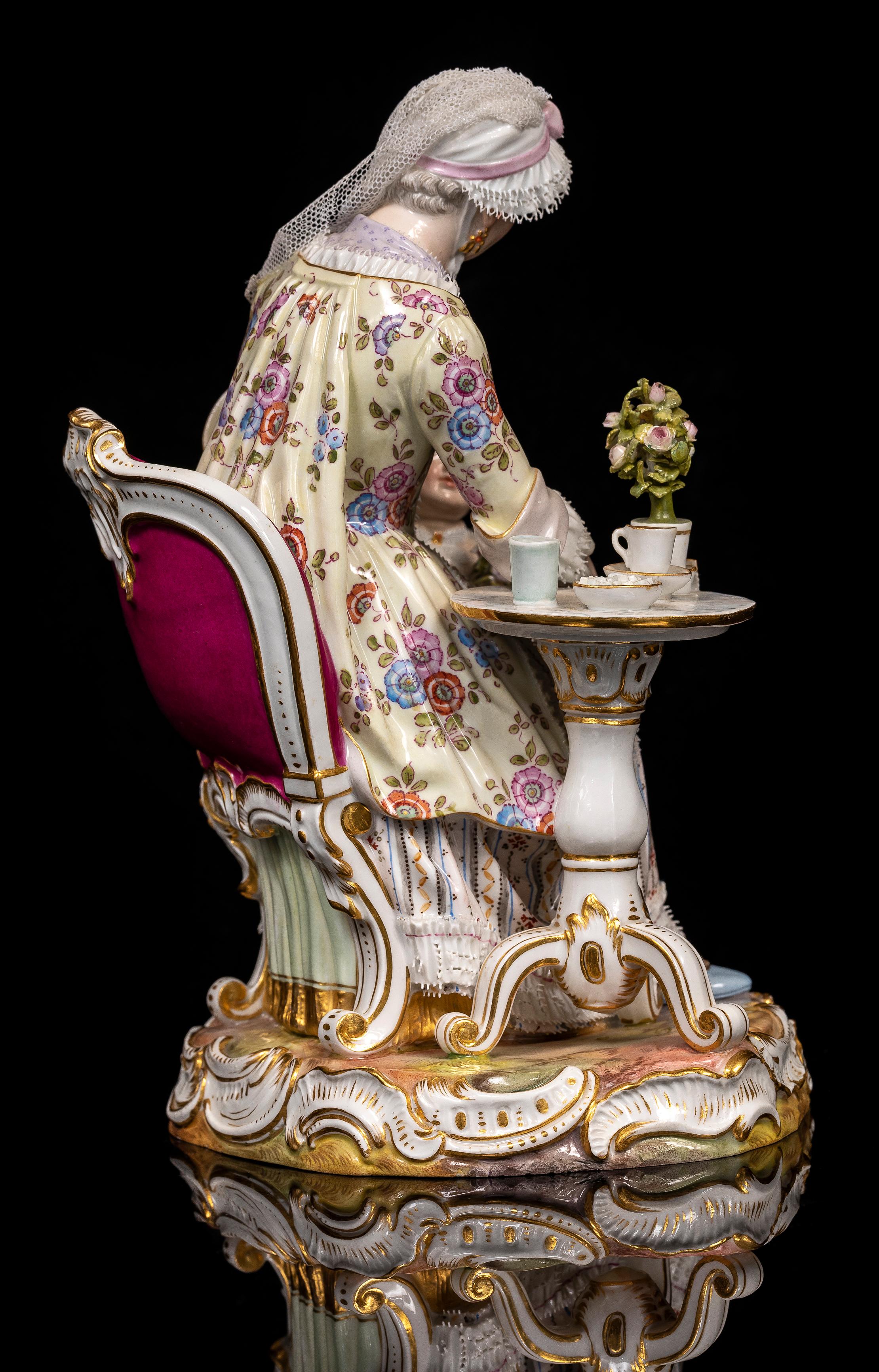 Allemand A.I.C. Porcelain du 19ème siècle représentant une mère et sa fille à l'heure du thé avec de la dentelle. en vente